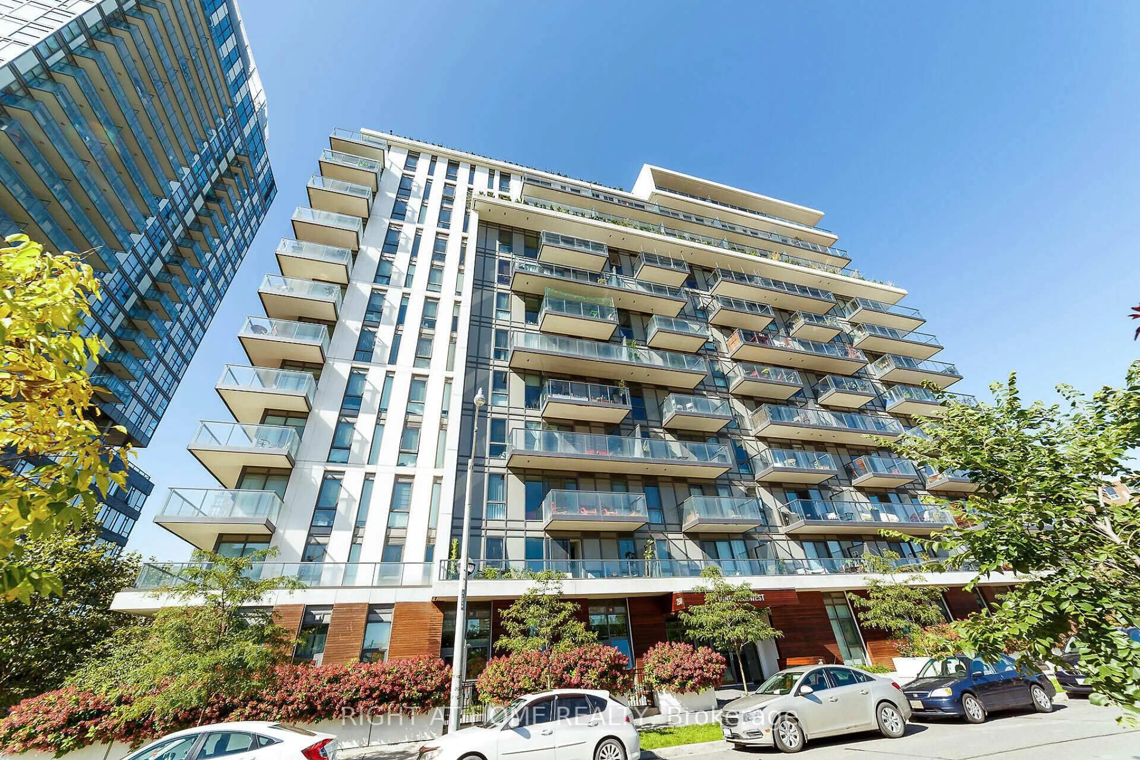 A pic from outside/outdoor area/front of a property/back of a property/a pic from drone, building for 260 Sackville St #201, Toronto Ontario M5A 0B3