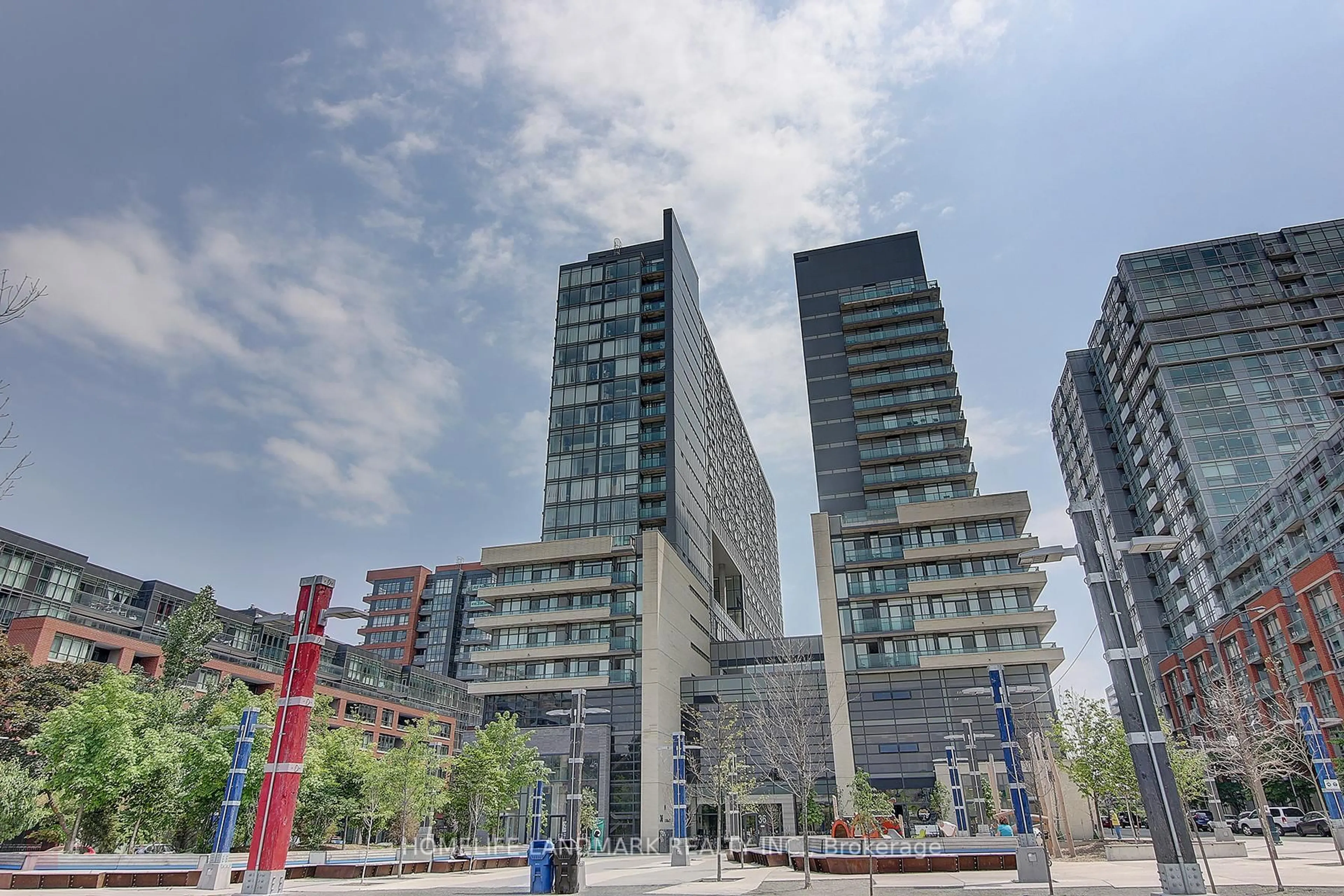 Unknown for 36 lisgar St #623e, Toronto Ontario M6J 3G2