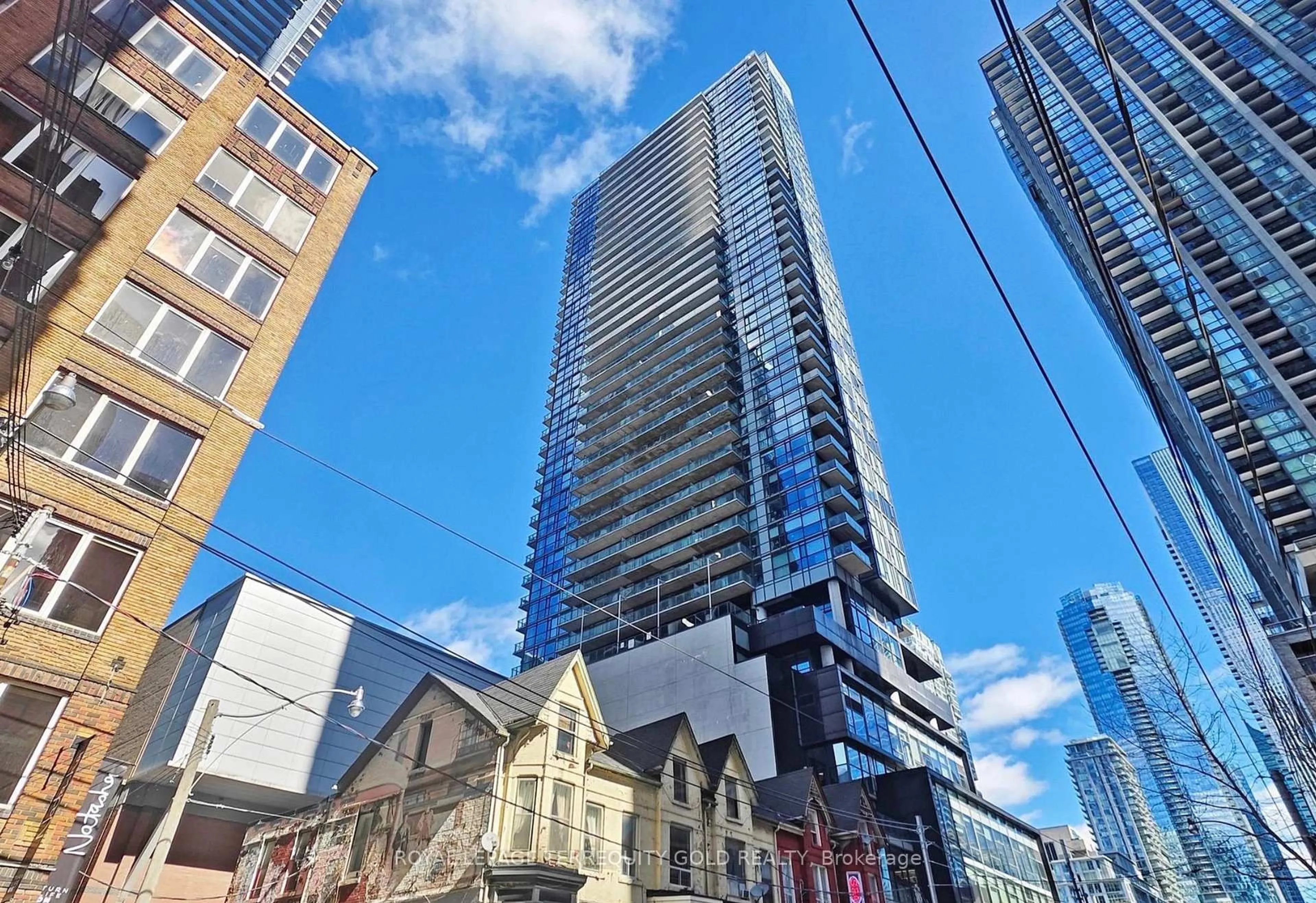 Unknown for 290 Adelaide St #1706, Toronto Ontario M5V 0P3