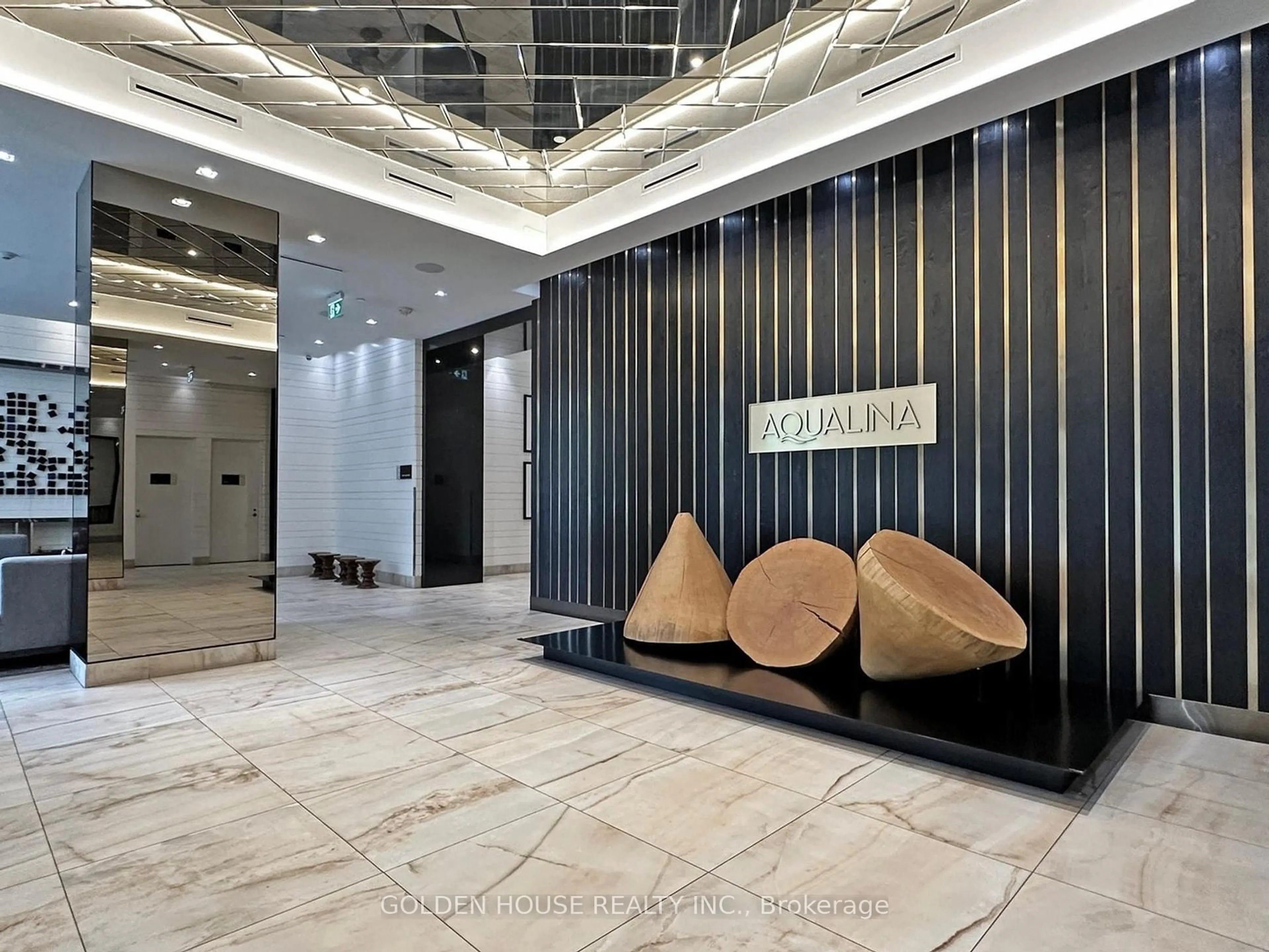 Lobby for 55 Merchants' Wharf N/A #224, Toronto Ontario M5A 0P2