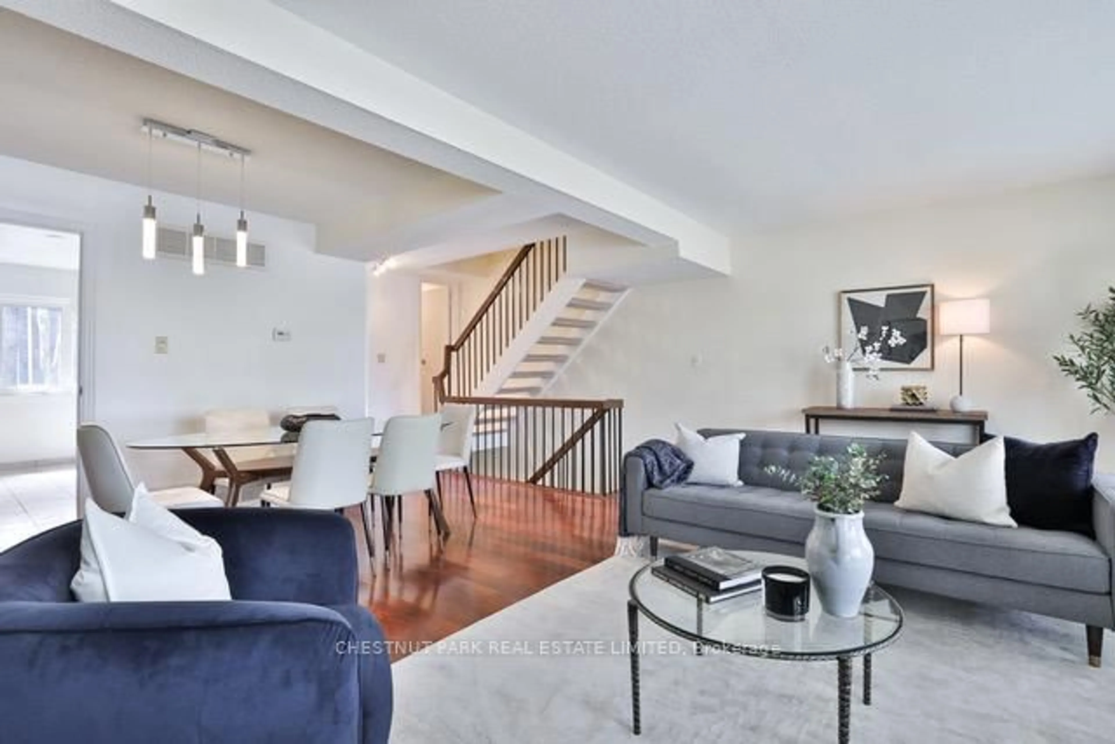 Living room with furniture, unknown for 84 Flaming Roseway N/A, Toronto Ontario M5N 5W8