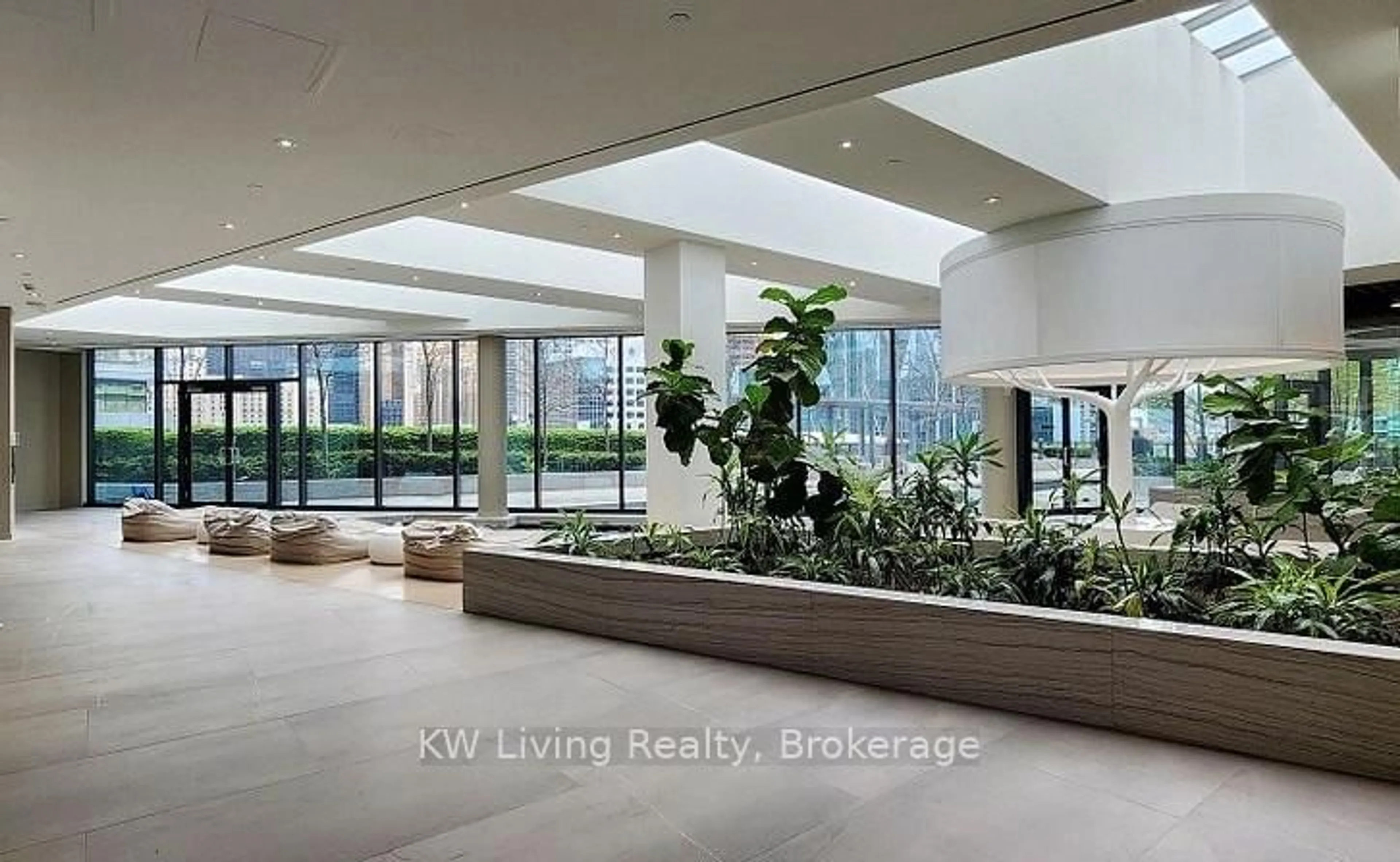 Indoor foyer for 100 Harbour St #Unit 5305, Toronto Ontario M5J 0B5