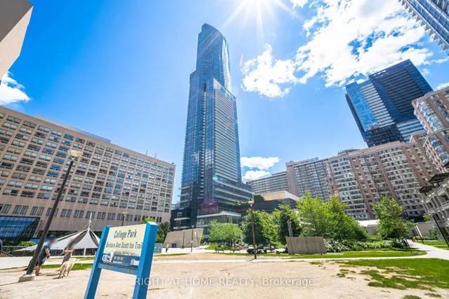 Additional image 8 of 386 Yonge St Unit 3901