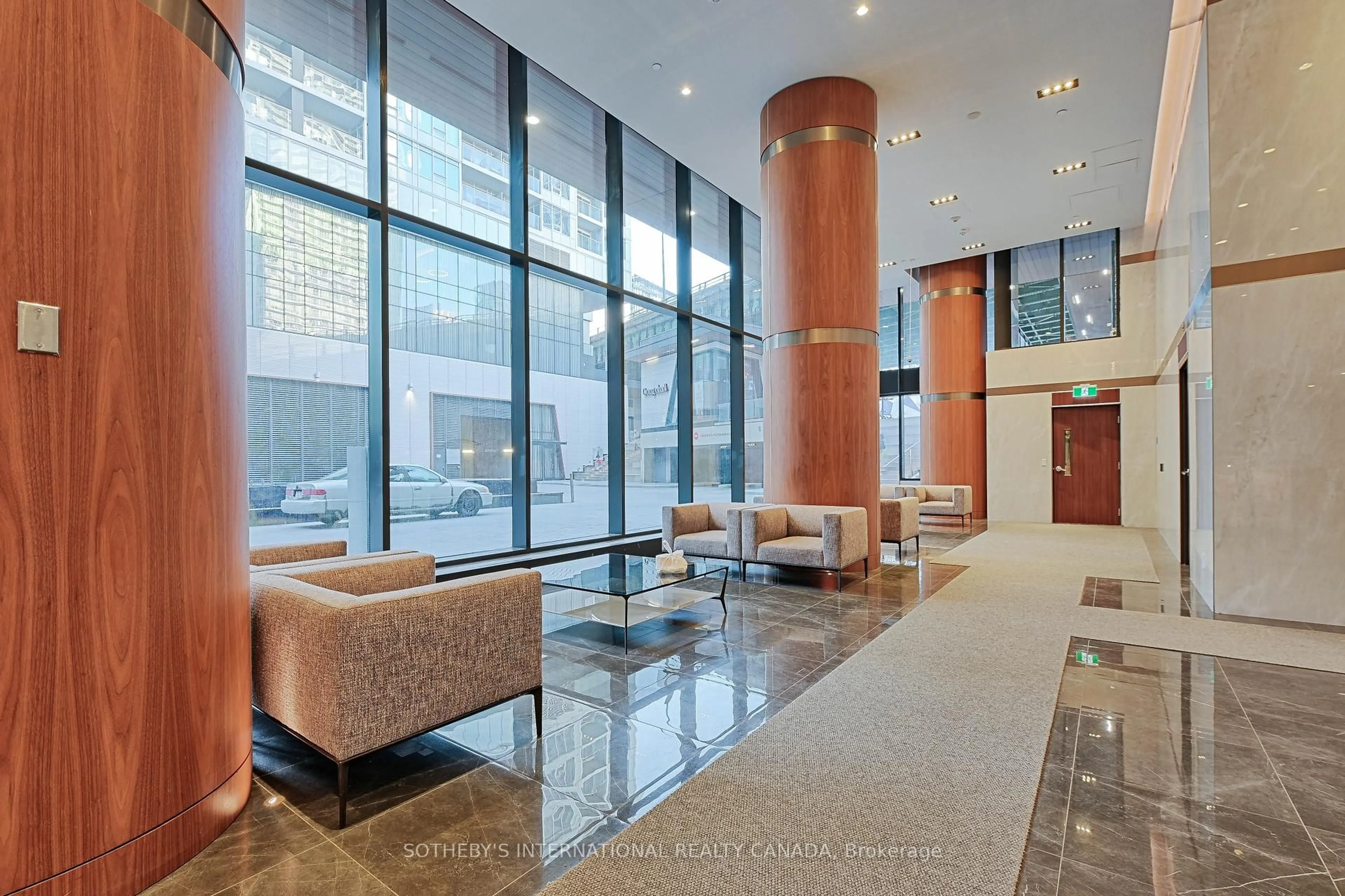 Lobby for 17 Bathurst St #3602, Toronto Ontario M5V 1A5