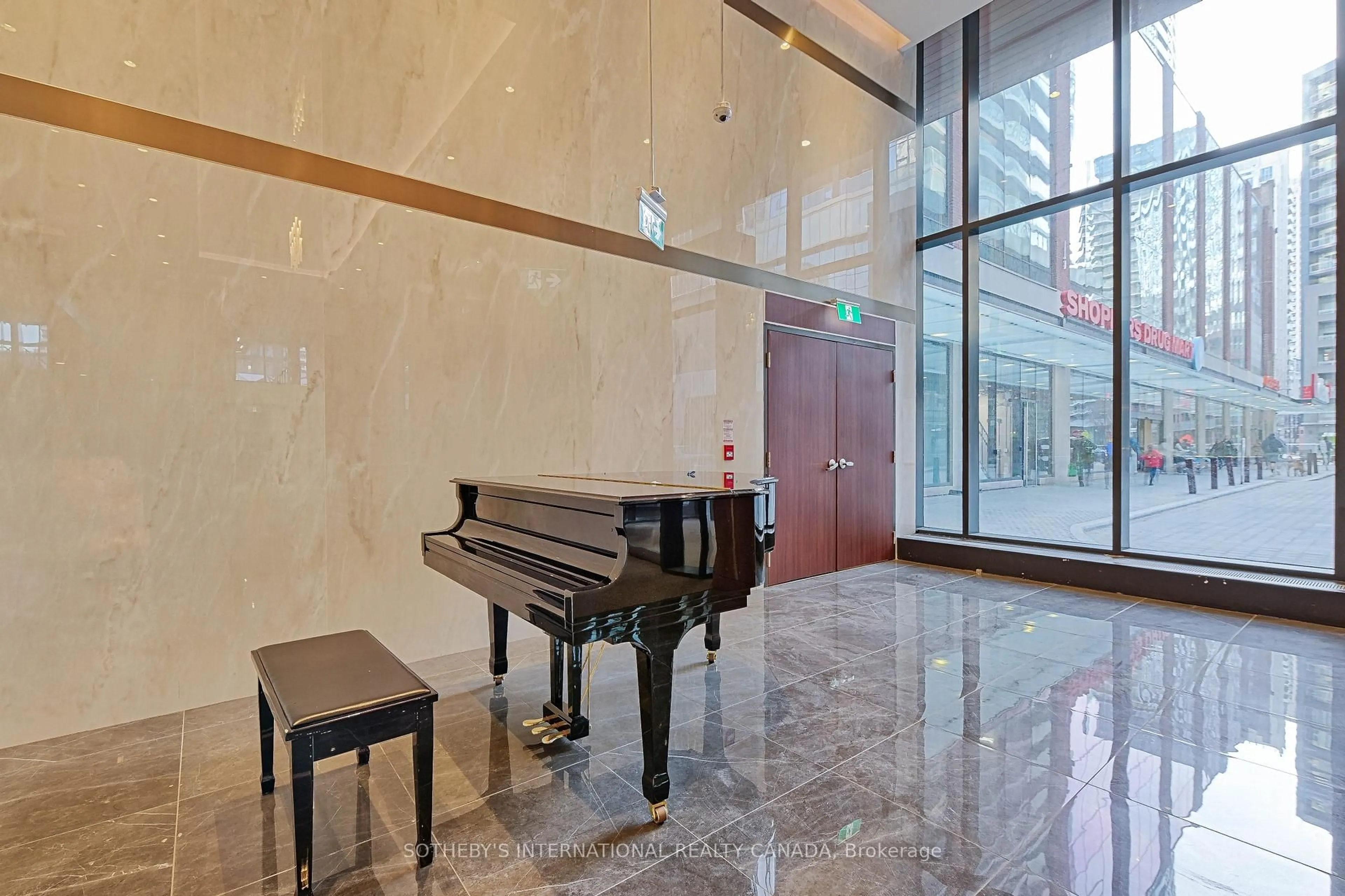 Lobby for 17 Bathurst St #3602, Toronto Ontario M5V 1A5