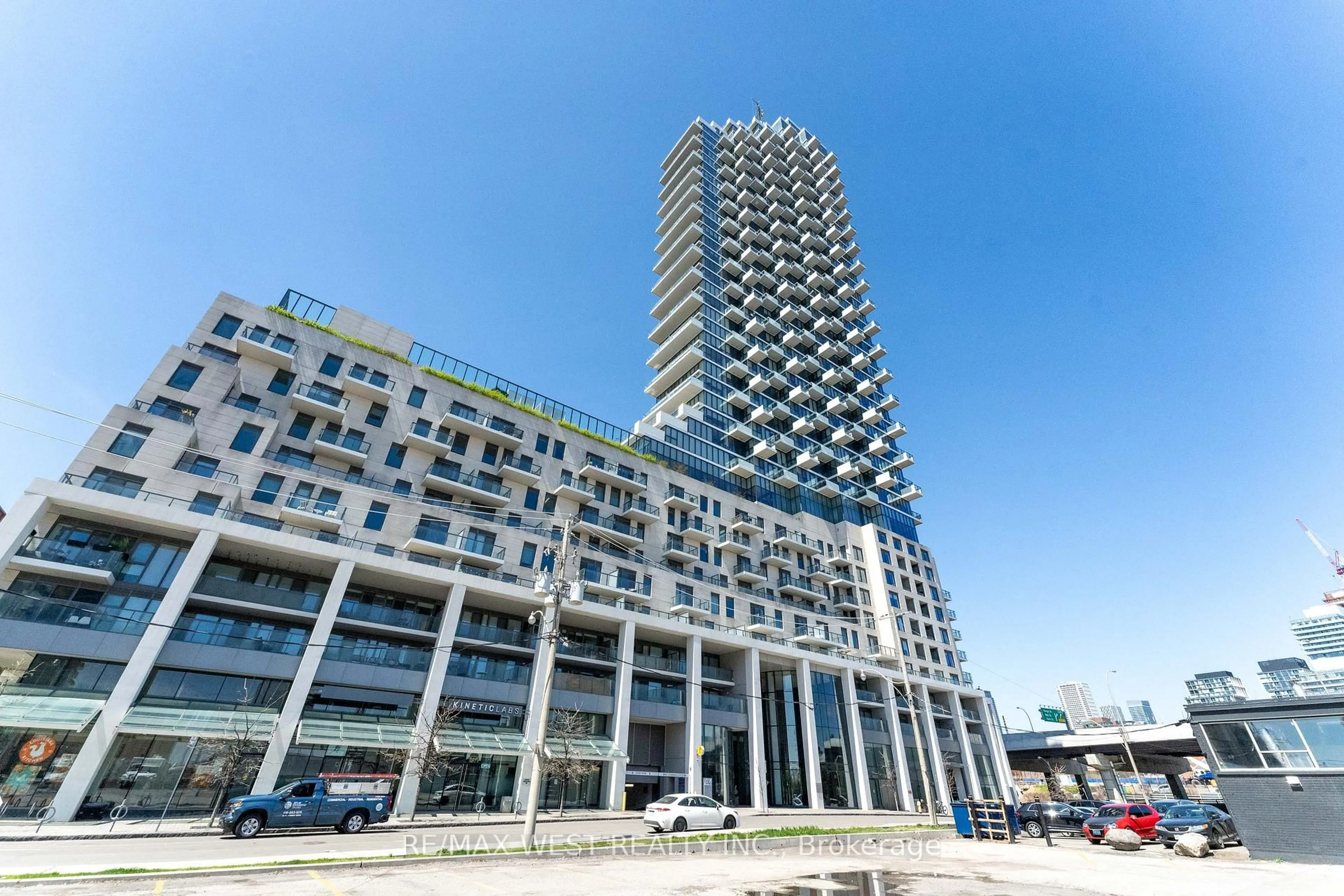 Indoor foyer for 16 Bonnycastle St #2002, Toronto Ontario M5A 0C9