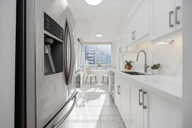 Additional property image - 3 Rean Dr Unit 1101