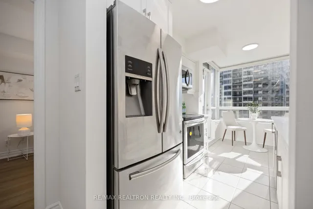Additional property image - 3 Rean Dr Unit 1101
