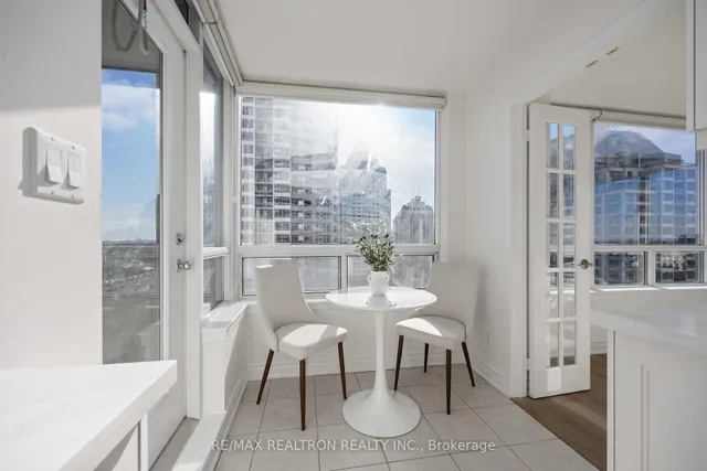 Additional property image - 3 Rean Dr Unit 1101