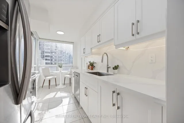 Additional property image - 3 Rean Dr Unit 1101