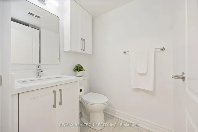 Additional property image - 3 Rean Dr Unit 1101