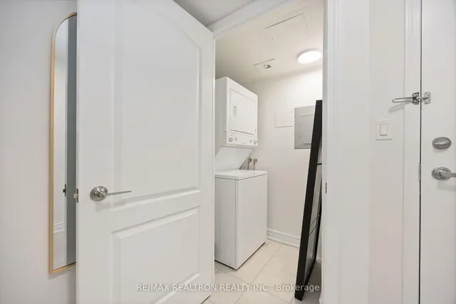 Additional property image - 3 Rean Dr Unit 1101