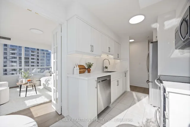 Additional property image - 3 Rean Dr Unit 1101