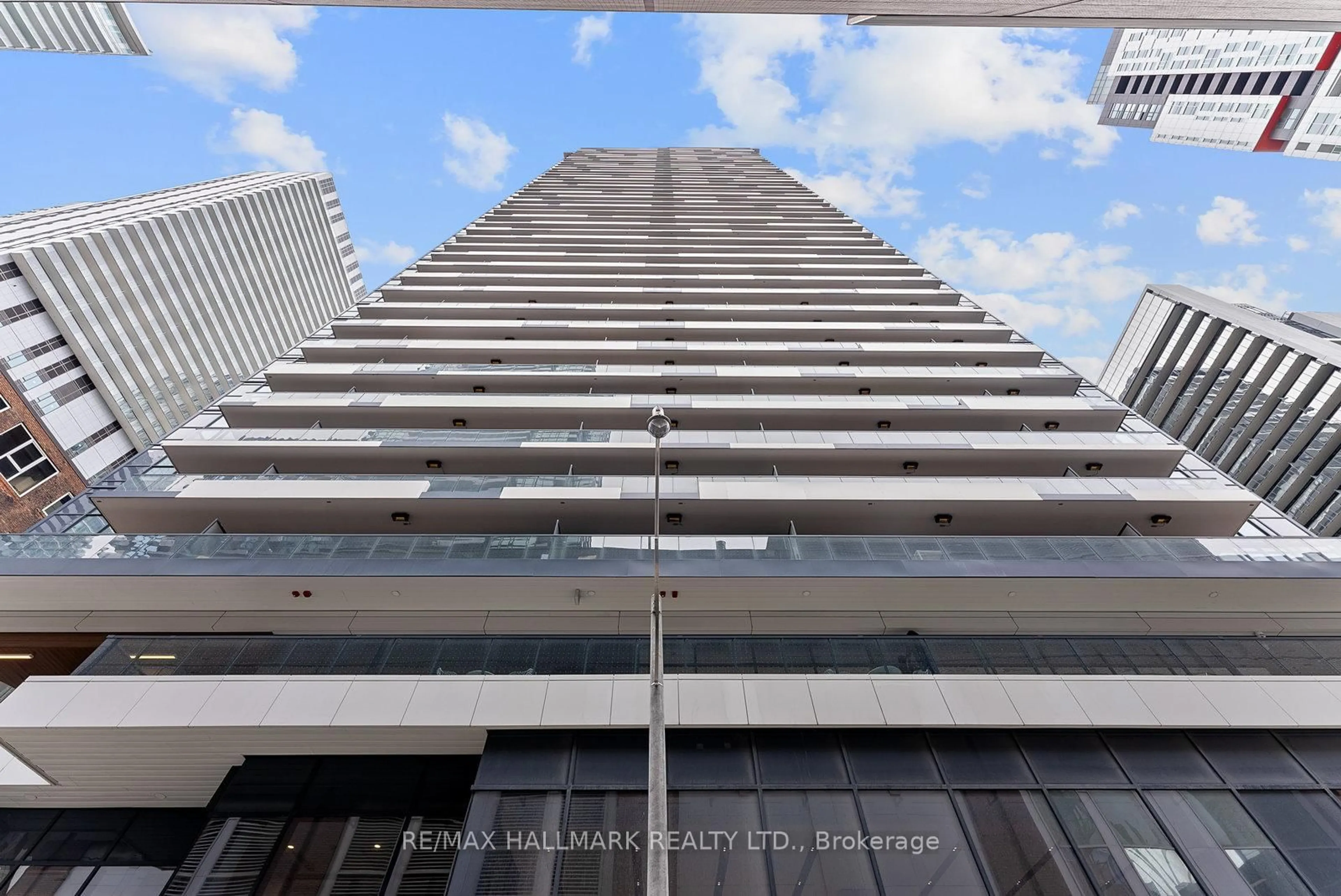 Unknown for 38 Widmer St #4308, Toronto Ontario M5V 2E9