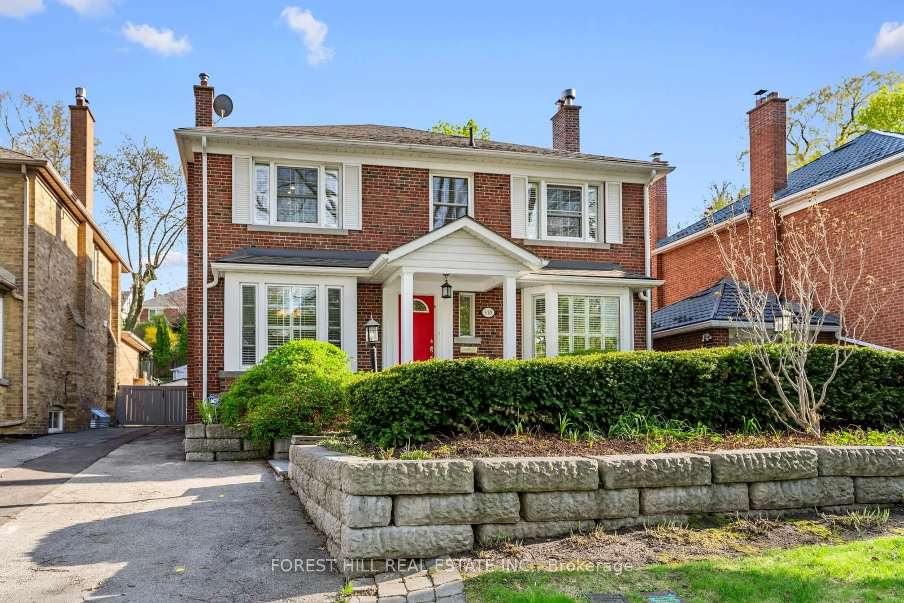 Home with brick exterior material, street for 618 Vesta Dr, Toronto Ontario M5N 1H9