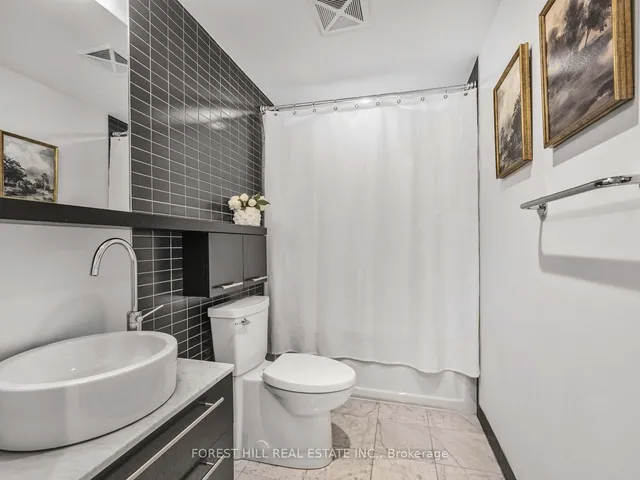 Additional property image - 8 Granby St