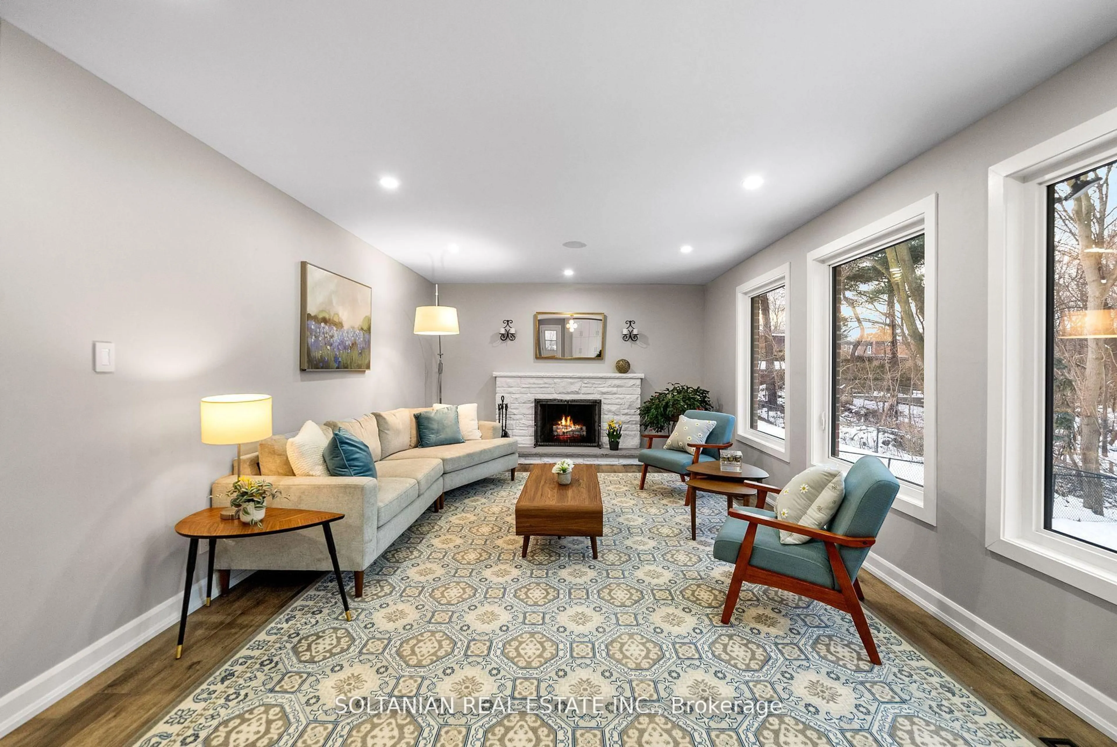 Living room with furniture, unknown for 12 Marisa Crt, Toronto Ontario M2H 3K9