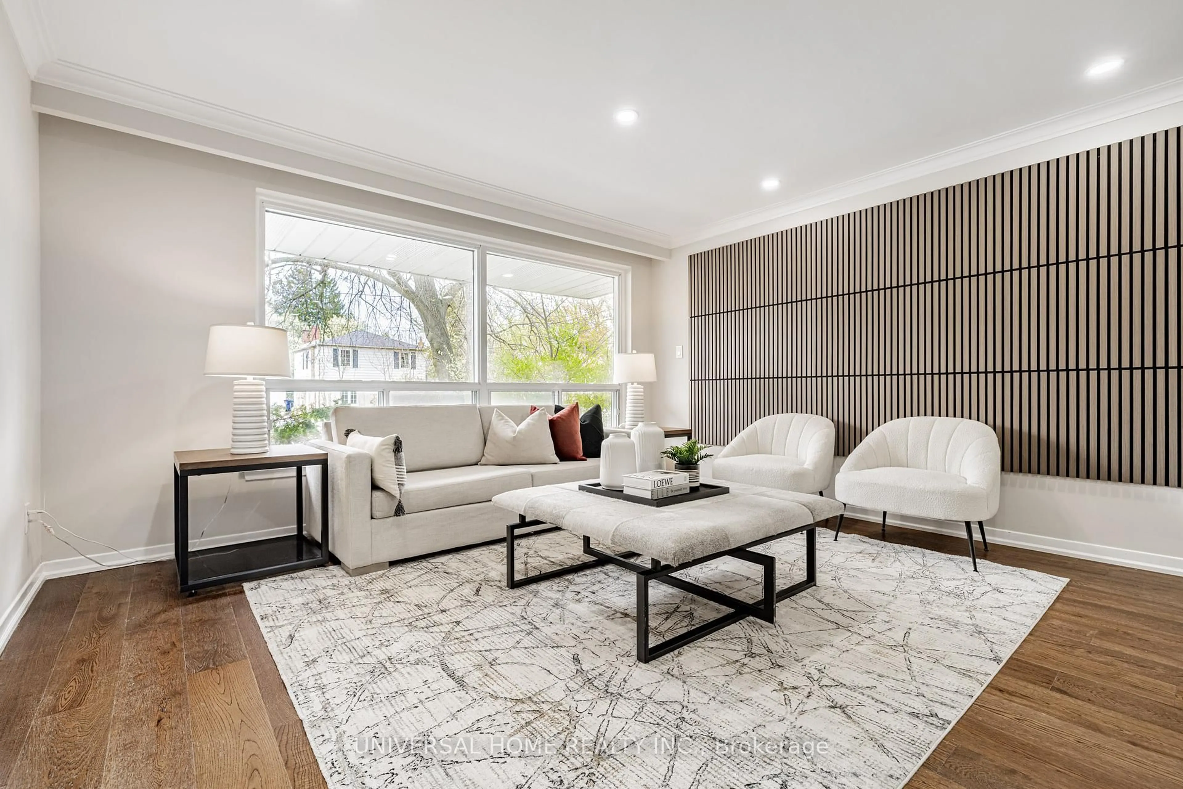 Living room with furniture, unknown for 315 Willowdale Ave, Toronto Ontario M2N 5A1