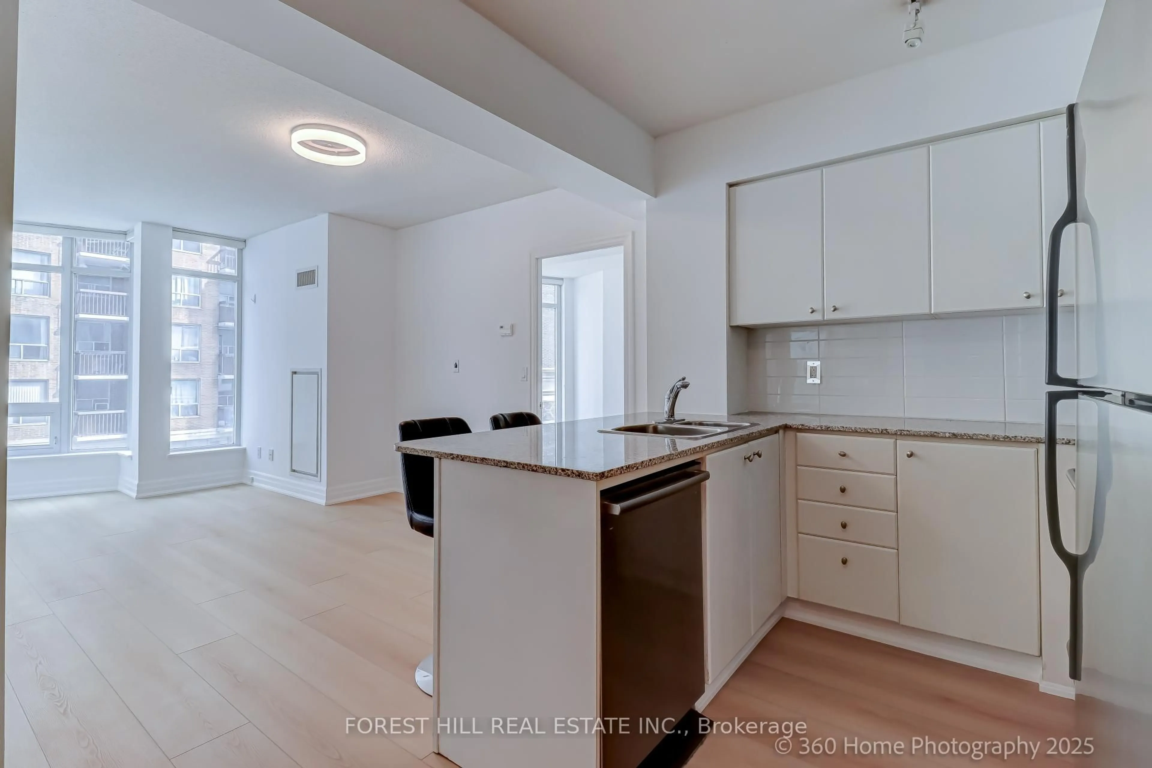 Open concept kitchen, unknown for 8 Scollard St #302, Toronto Ontario M5R 1M2