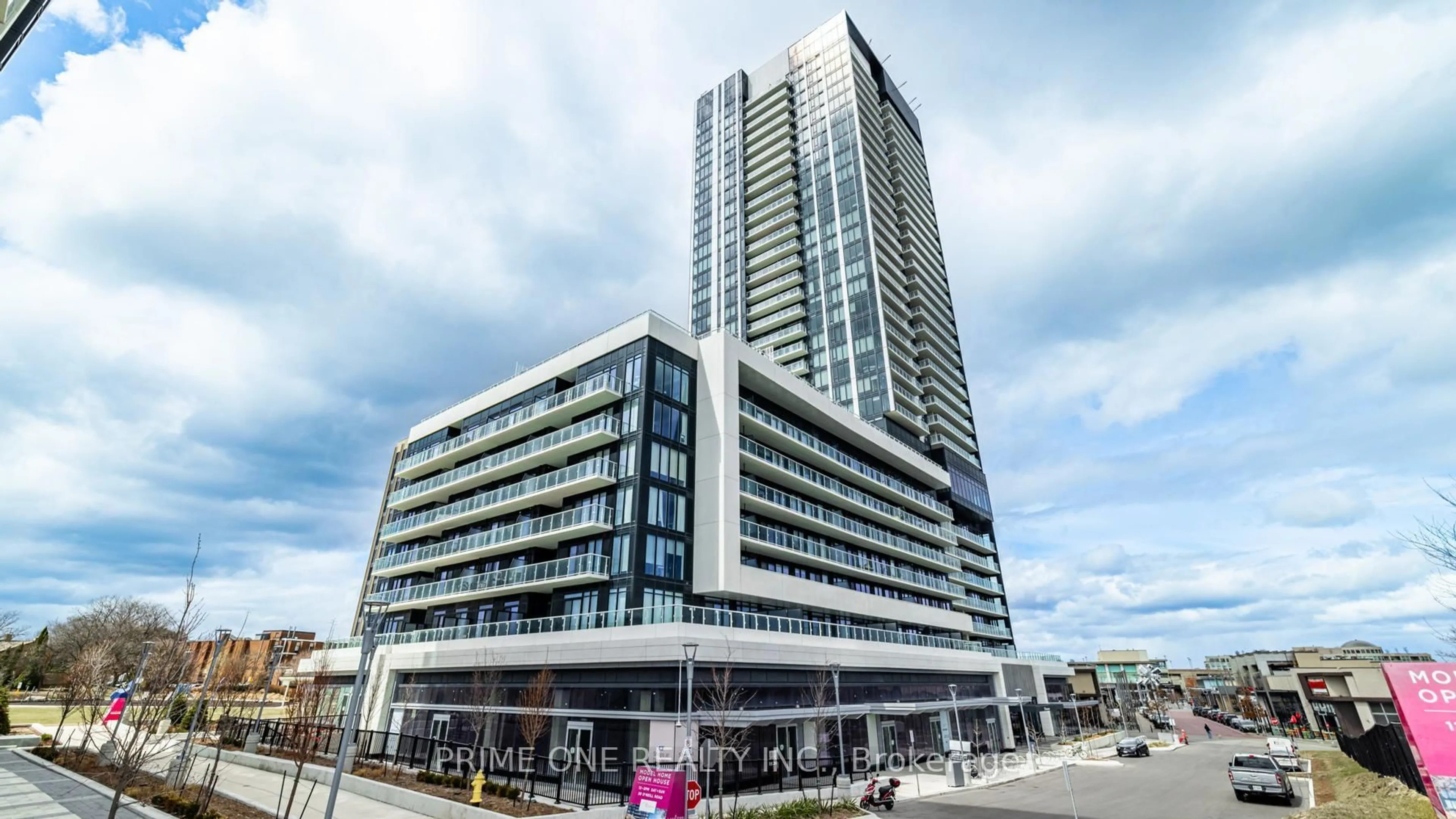 Indoor foyer for 50 O'Neill Rd #2202, Toronto Ontario M3C 0R1