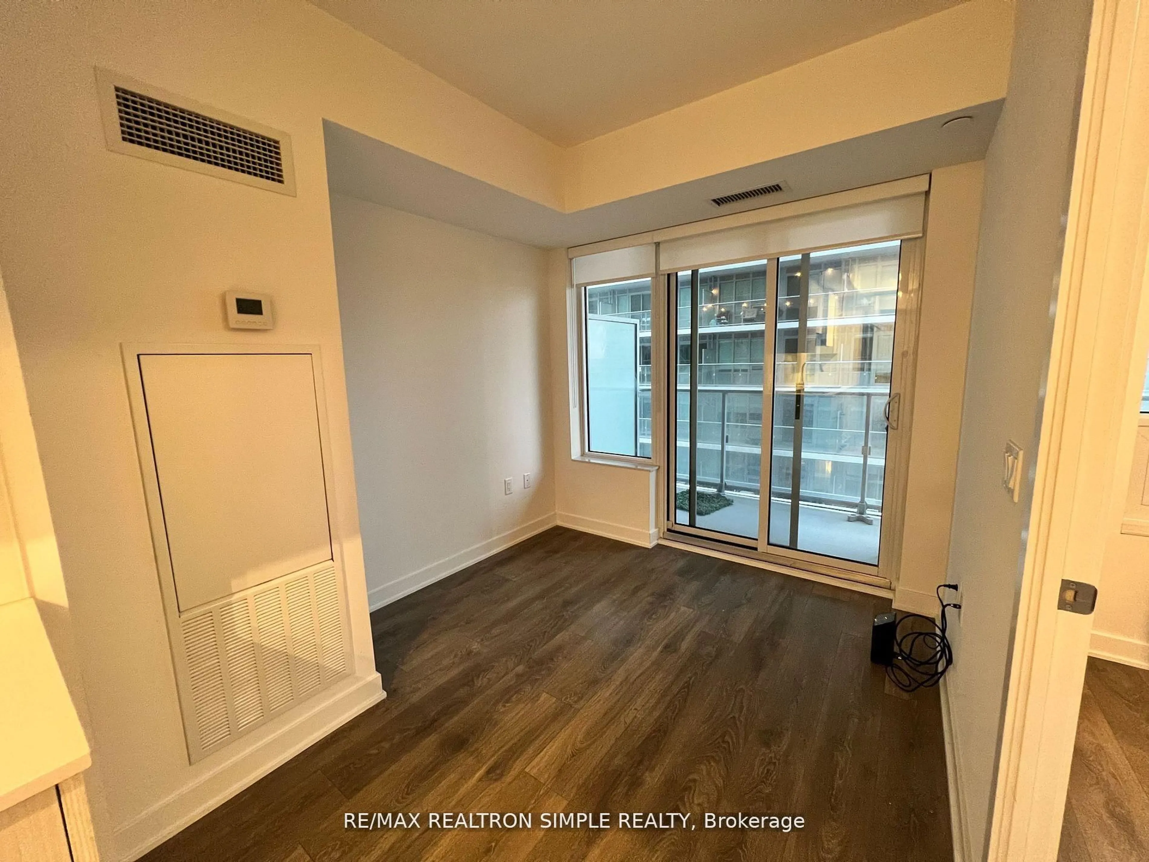 A pic of a room for 195 Redpath Ave #2602, Toronto Ontario M4P 0E4