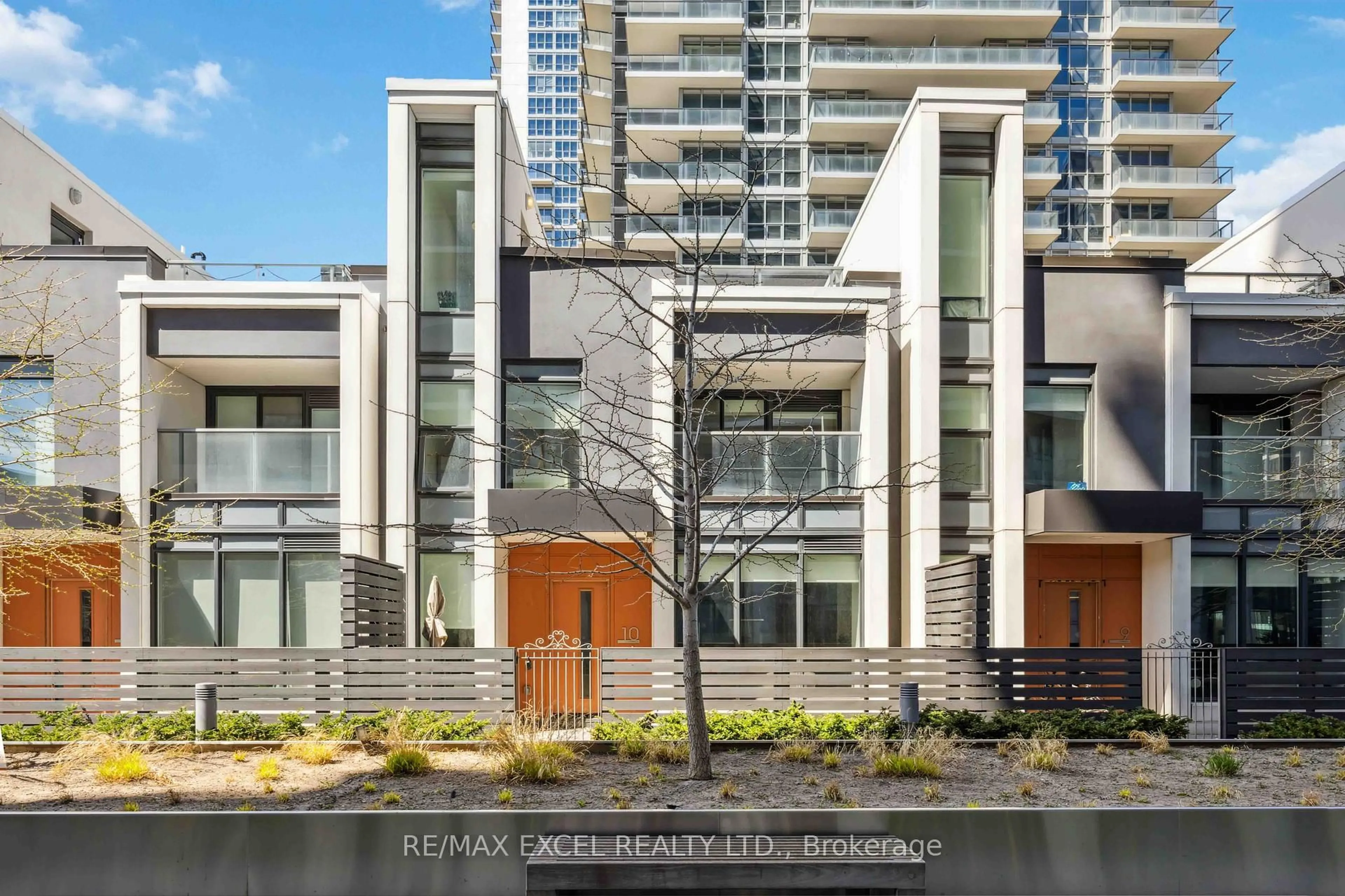 Unknown for 113 Mcmahon Dr #TH10, Toronto Ontario M2K 0E5