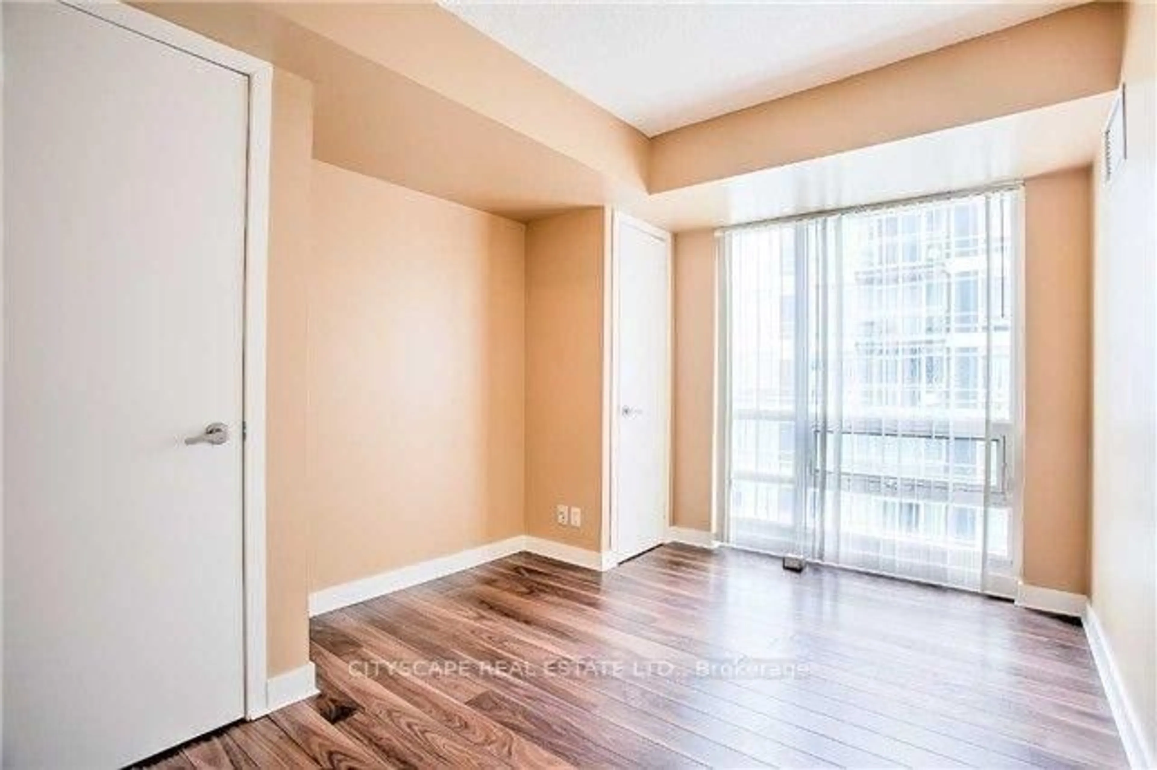 A pic of a room for 397 Front St #1110, Toronto Ontario M5V 3S1