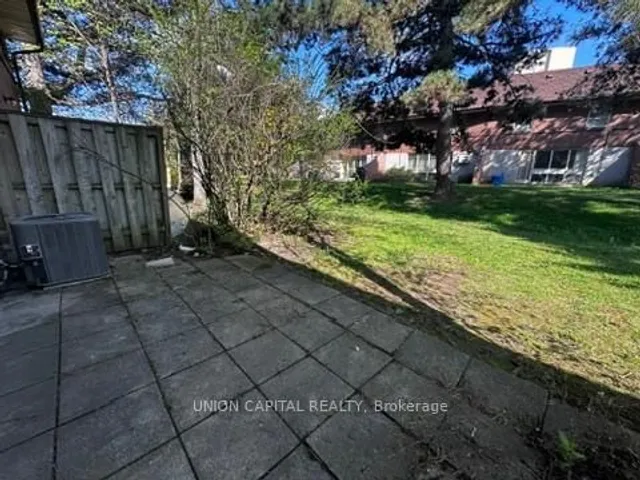 Additional property image - 10 Esterbrooke Ave Unit 33