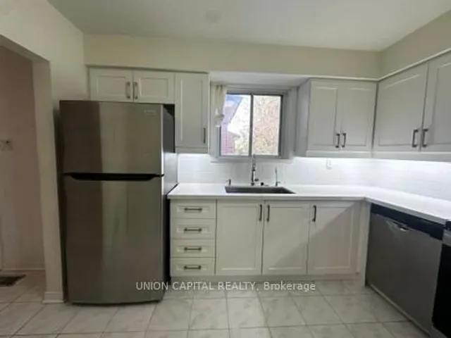 Additional property image - 10 Esterbrooke Ave Unit 33