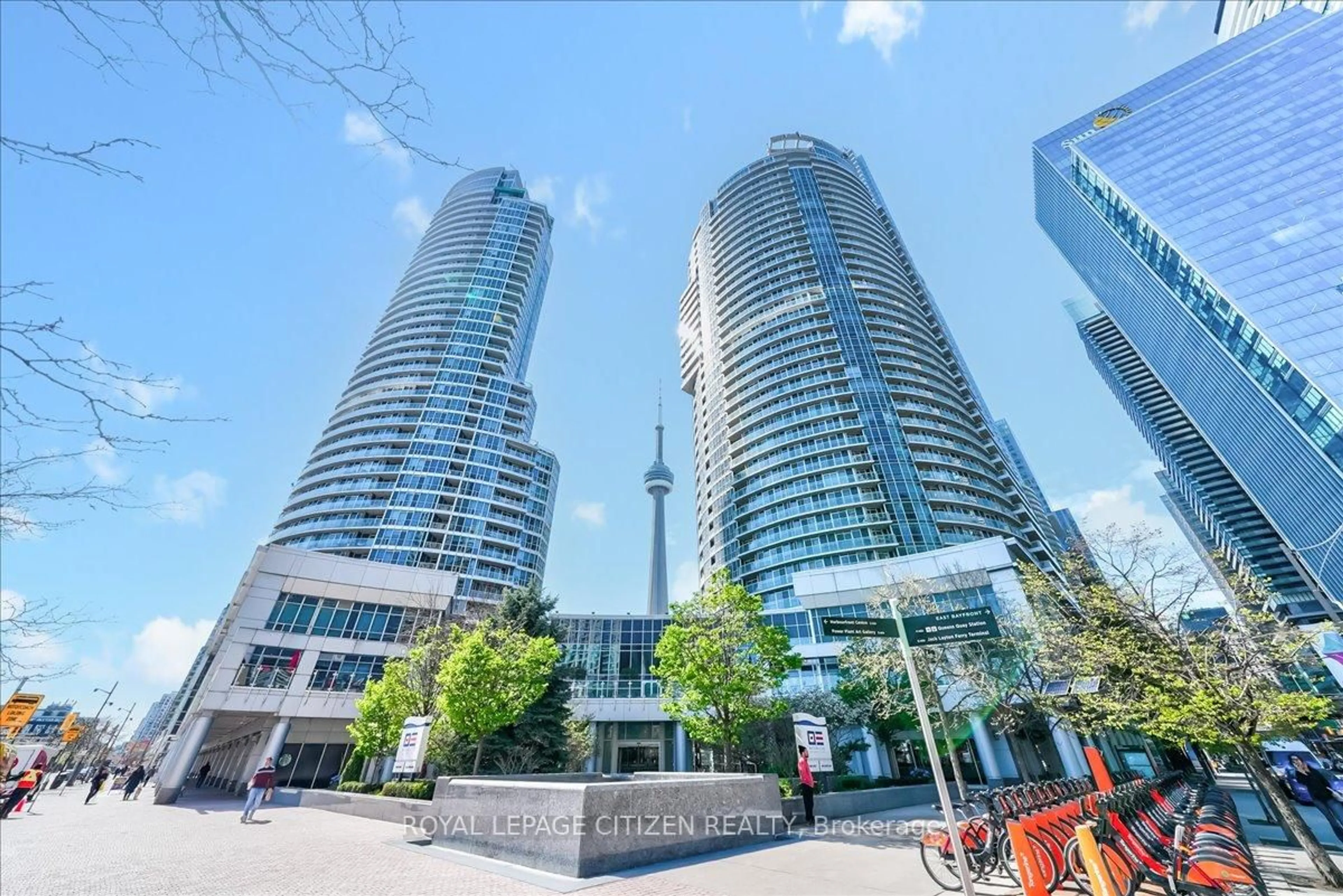 Unknown for 208 Queens Quay #1902, Toronto Ontario M5J 2Y2