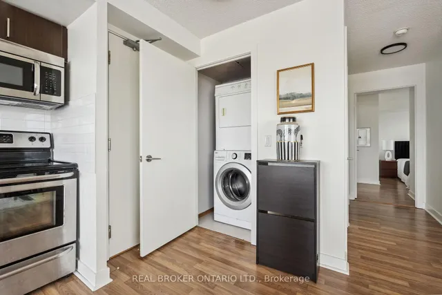 Additional property image - 100 Western Battery Rd Unit 2209