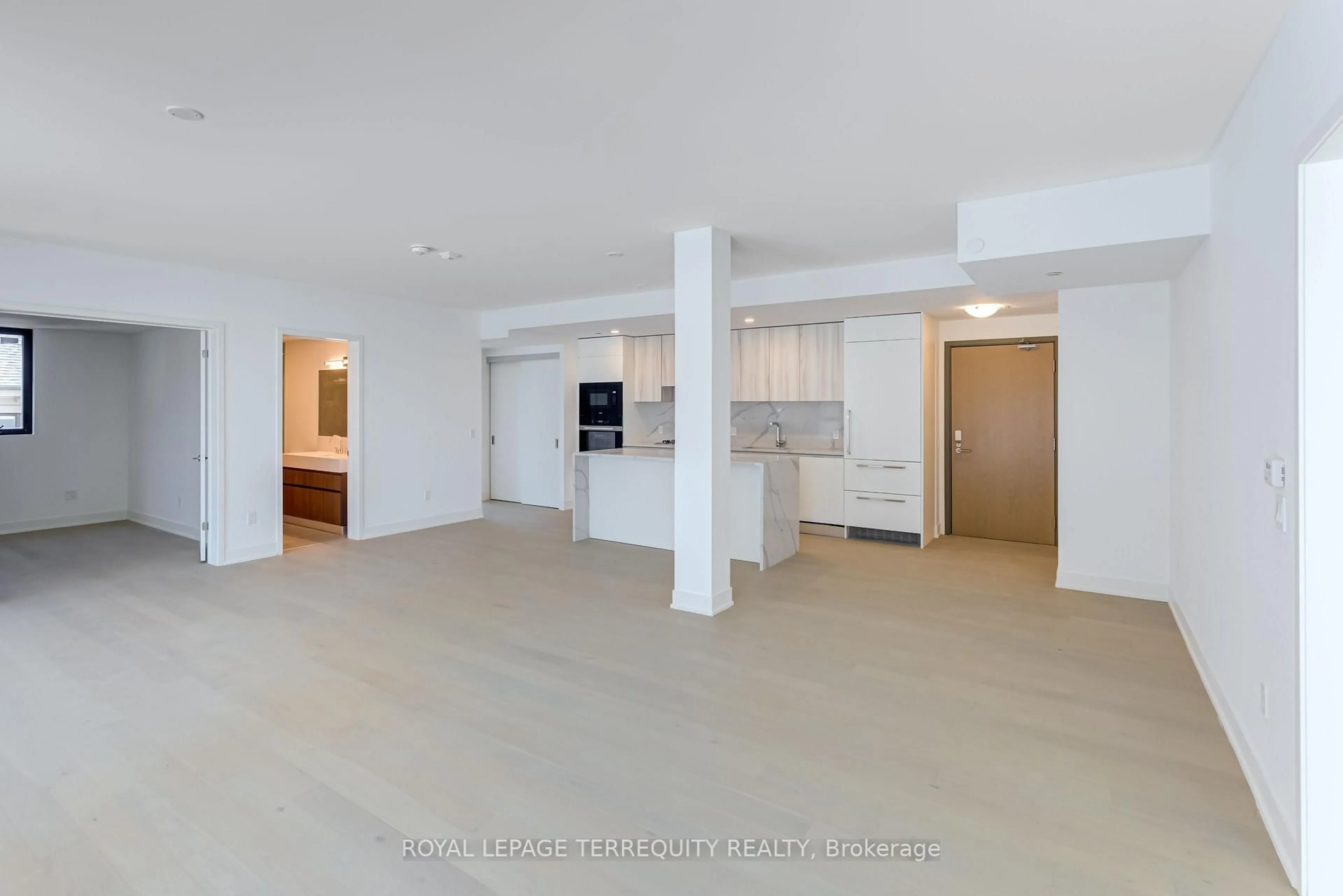 Unknown for 200 Keewatin Ave #309, Toronto Ontario M4P 1Z8