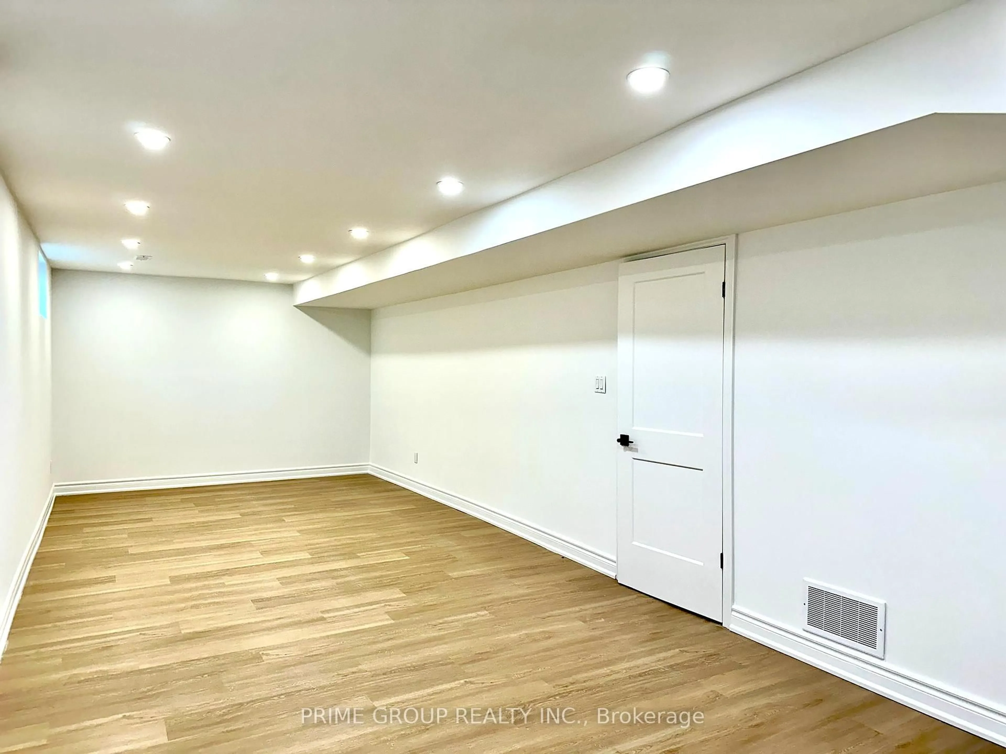 A pic of a room for 173 Faywood Blvd, Toronto Ontario M3H 2Y1