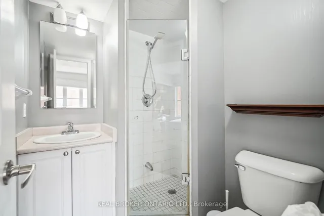 Additional property image - 21 Ruttan St Unit 239
