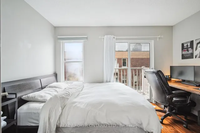 Additional property image - 21 Ruttan St Unit 239