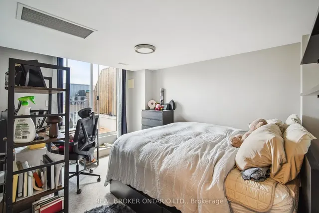 Additional property image - 21 Ruttan St Unit 239