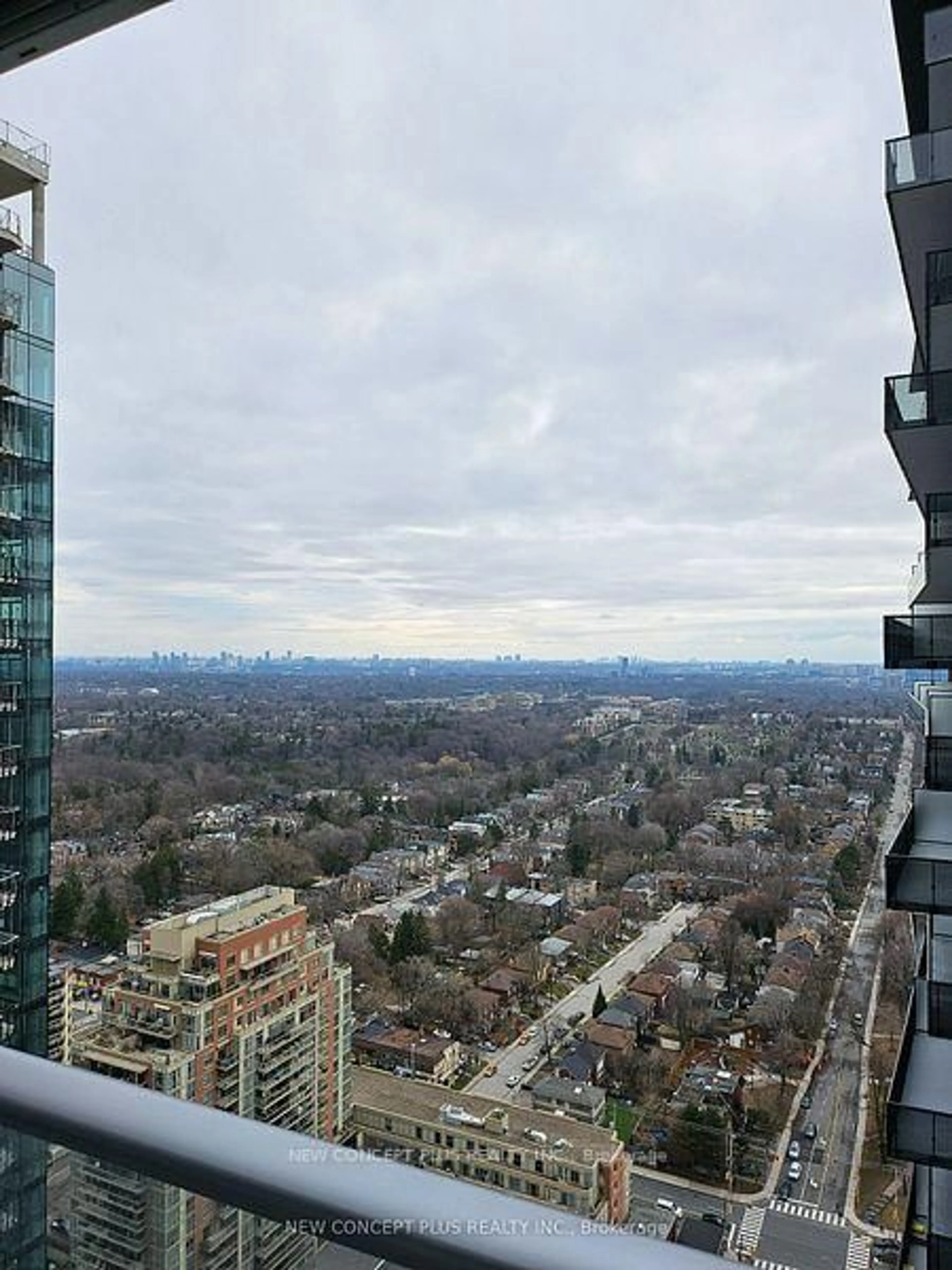 A pic of a room for 99 Broadway Ave #3403, Toronto Ontario M4P 0E3