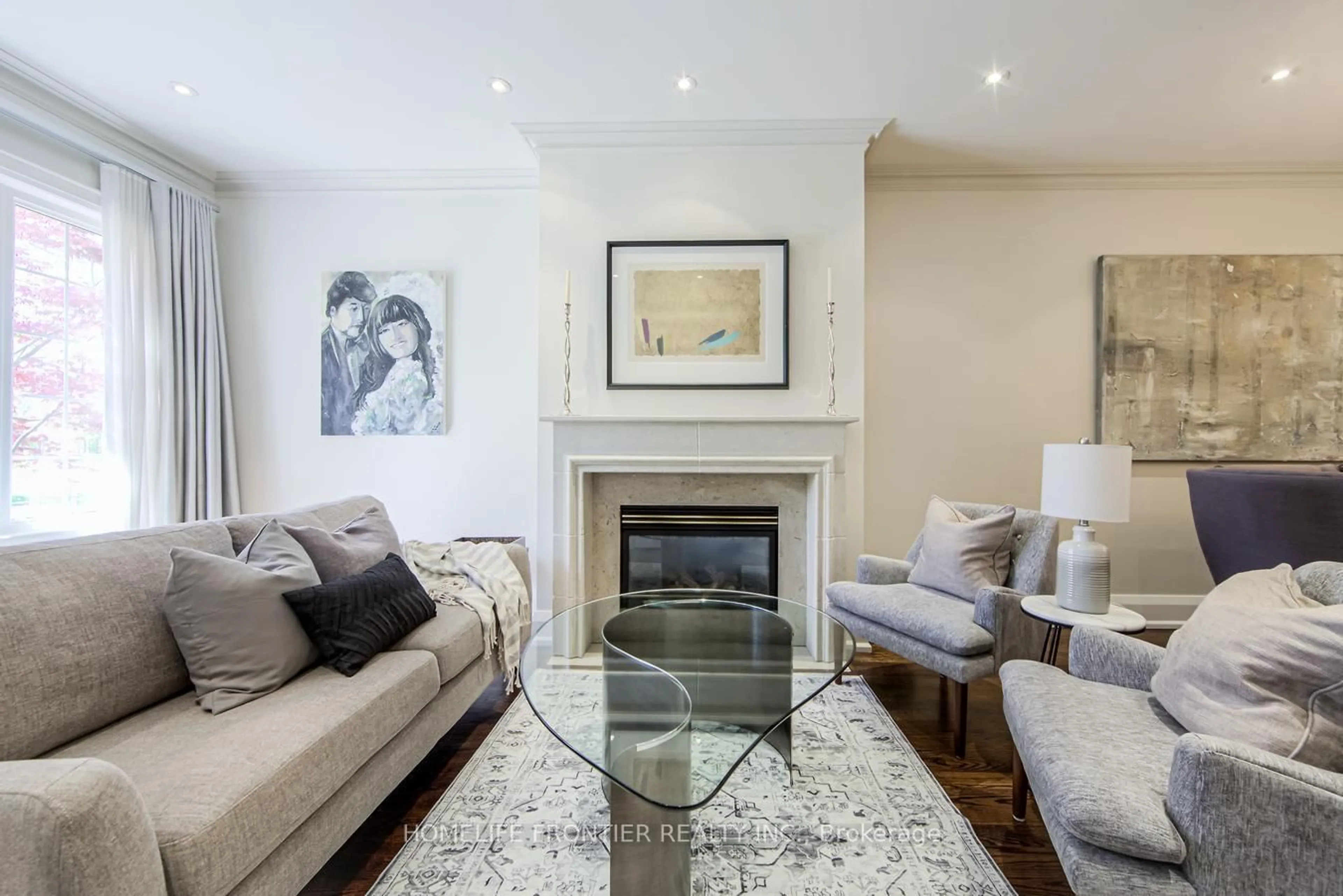 Living room with furniture, unknown for 98B Ellerslie Ave, Toronto Ontario M2N 1X8