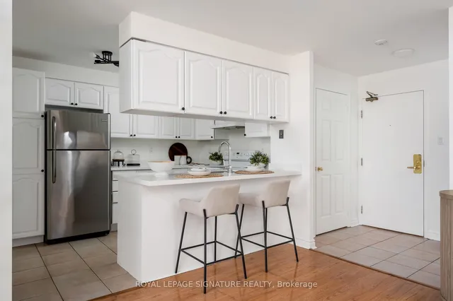Additional property image - 889 Bay St Unit PH4