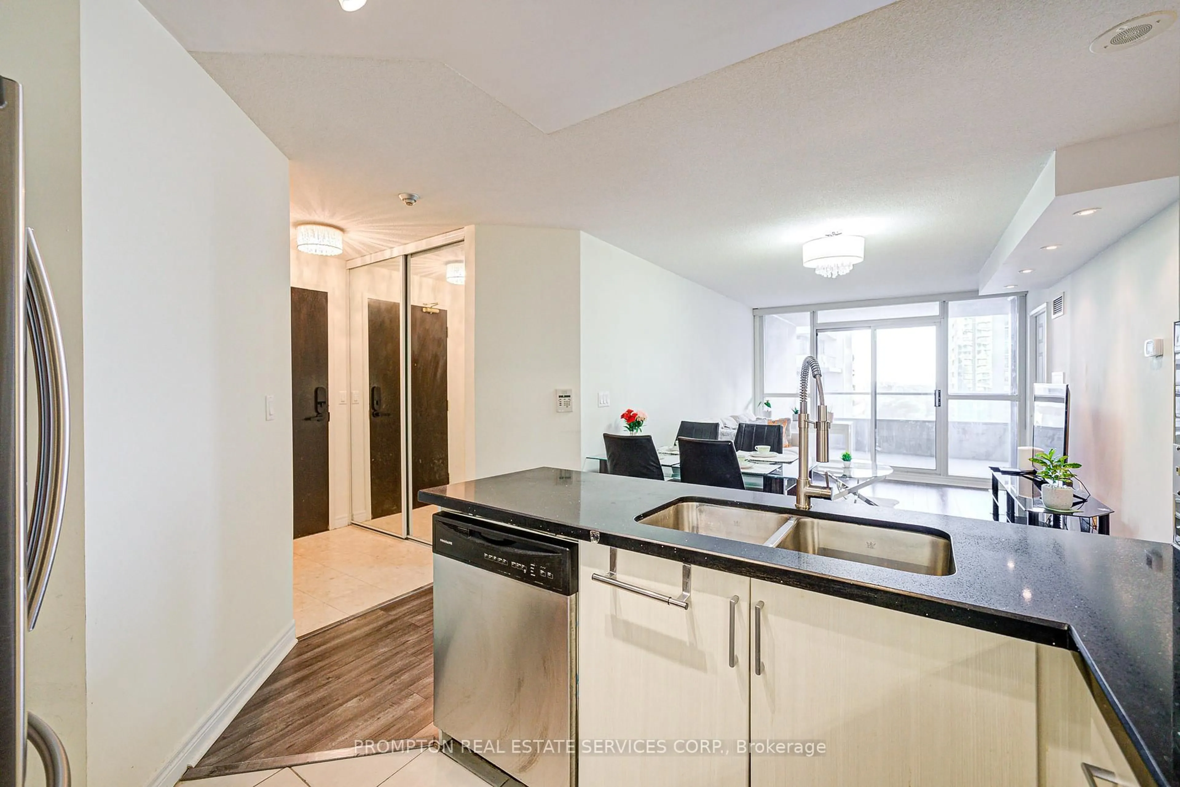Unknown for 23 Hollywood Ave #2511, Toronto Ontario M2N 7L8