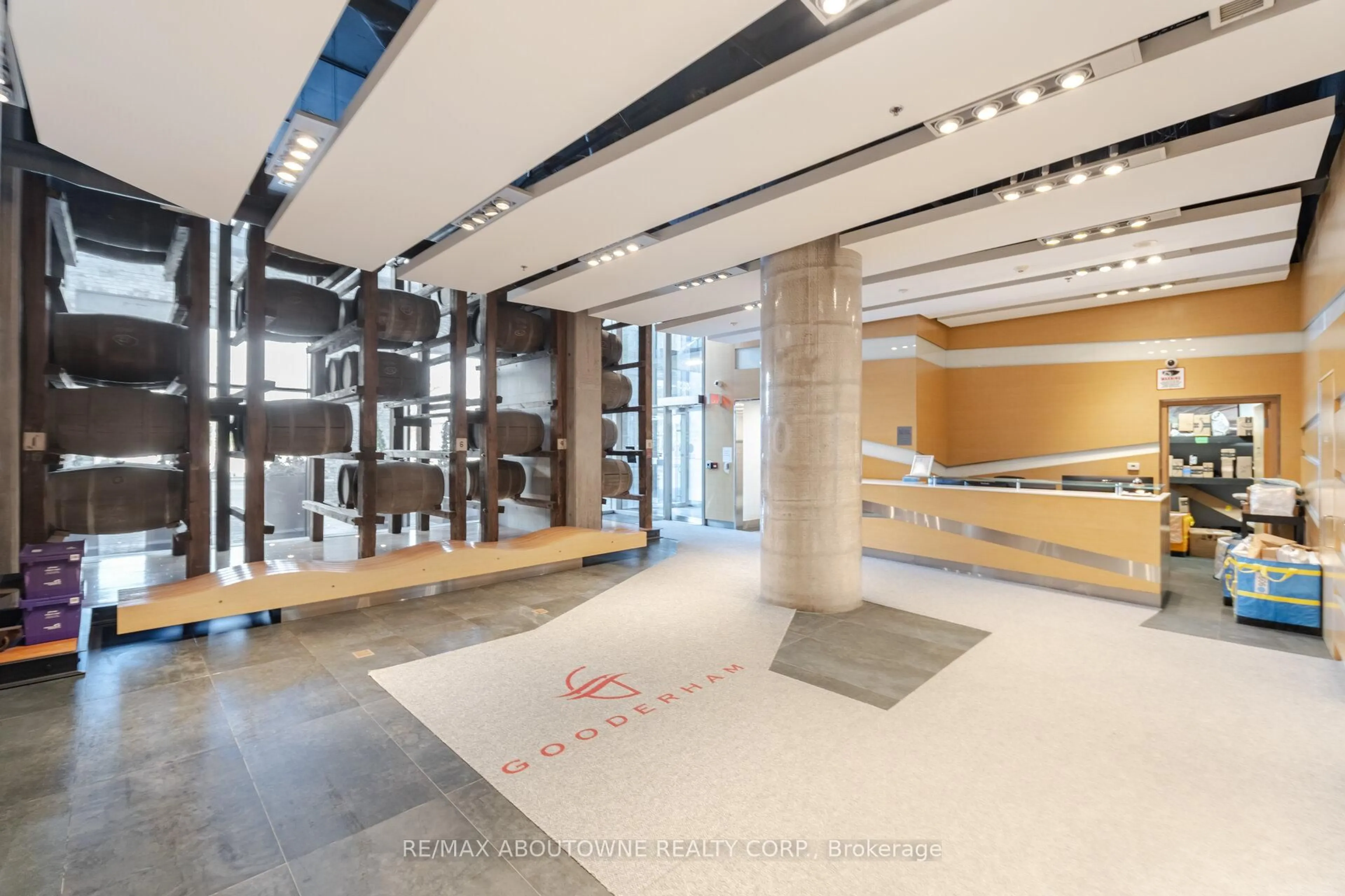 Indoor foyer for 390 Cherry St #2310, Toronto Ontario M5A 0E2