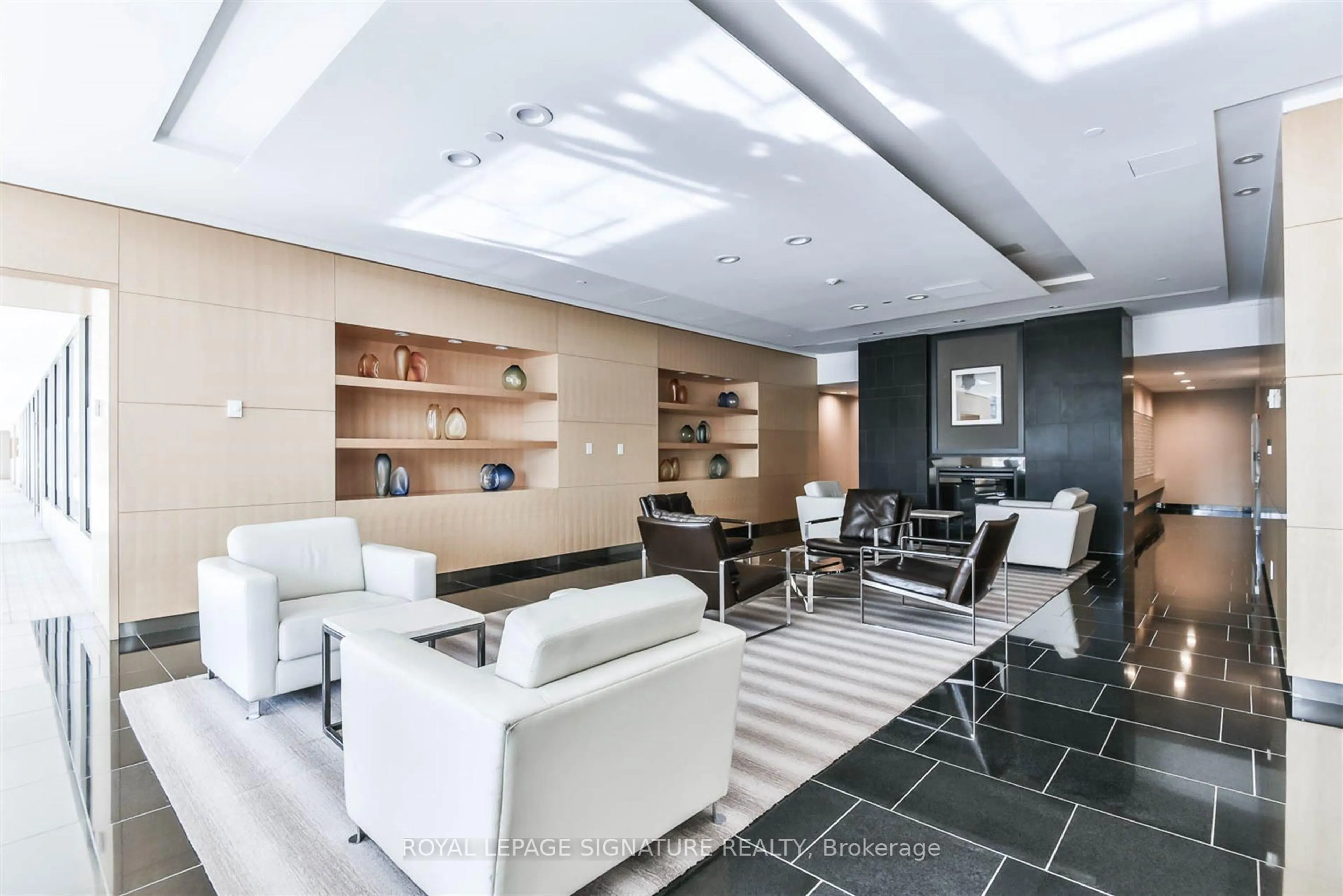 Lobby for 55 Bremner Blvd #3007, Toronto Ontario M5J 0A6