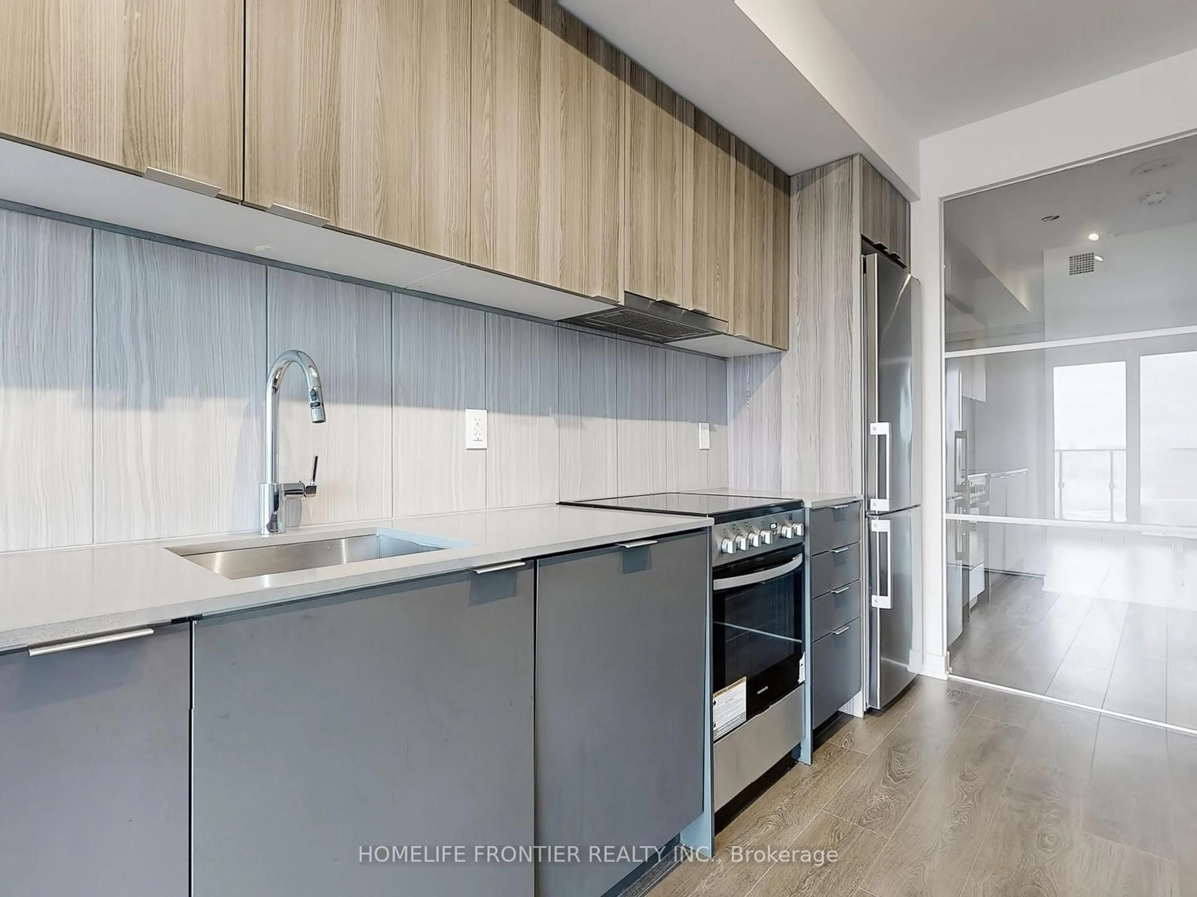 Standard kitchen, unknown for 8 Tippet Rd #709, Toronto Ontario M3H 0E7
