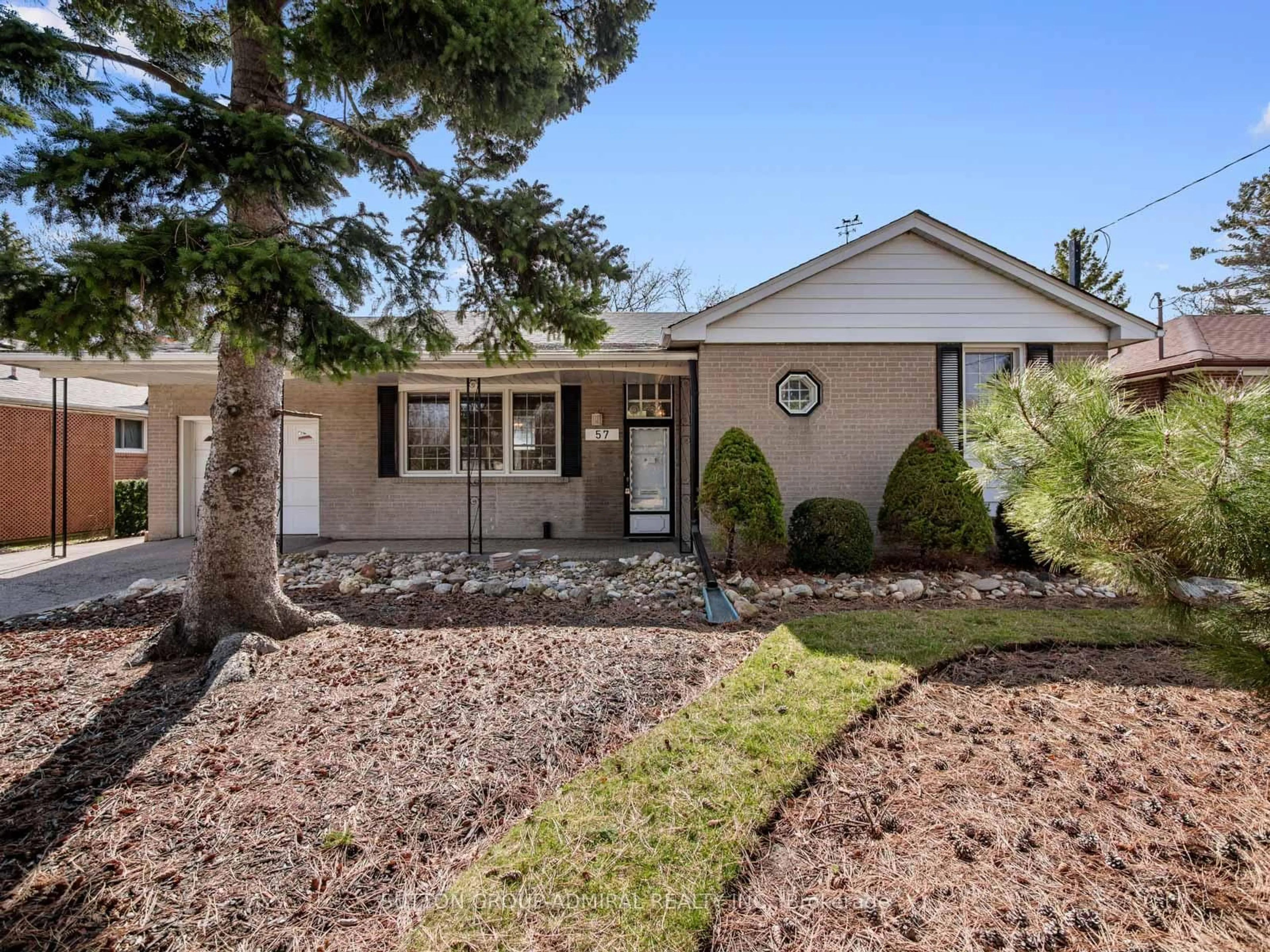 Home with vinyl exterior material, street for 57 Dukinfield Cres, Toronto Ontario M3A 2R9