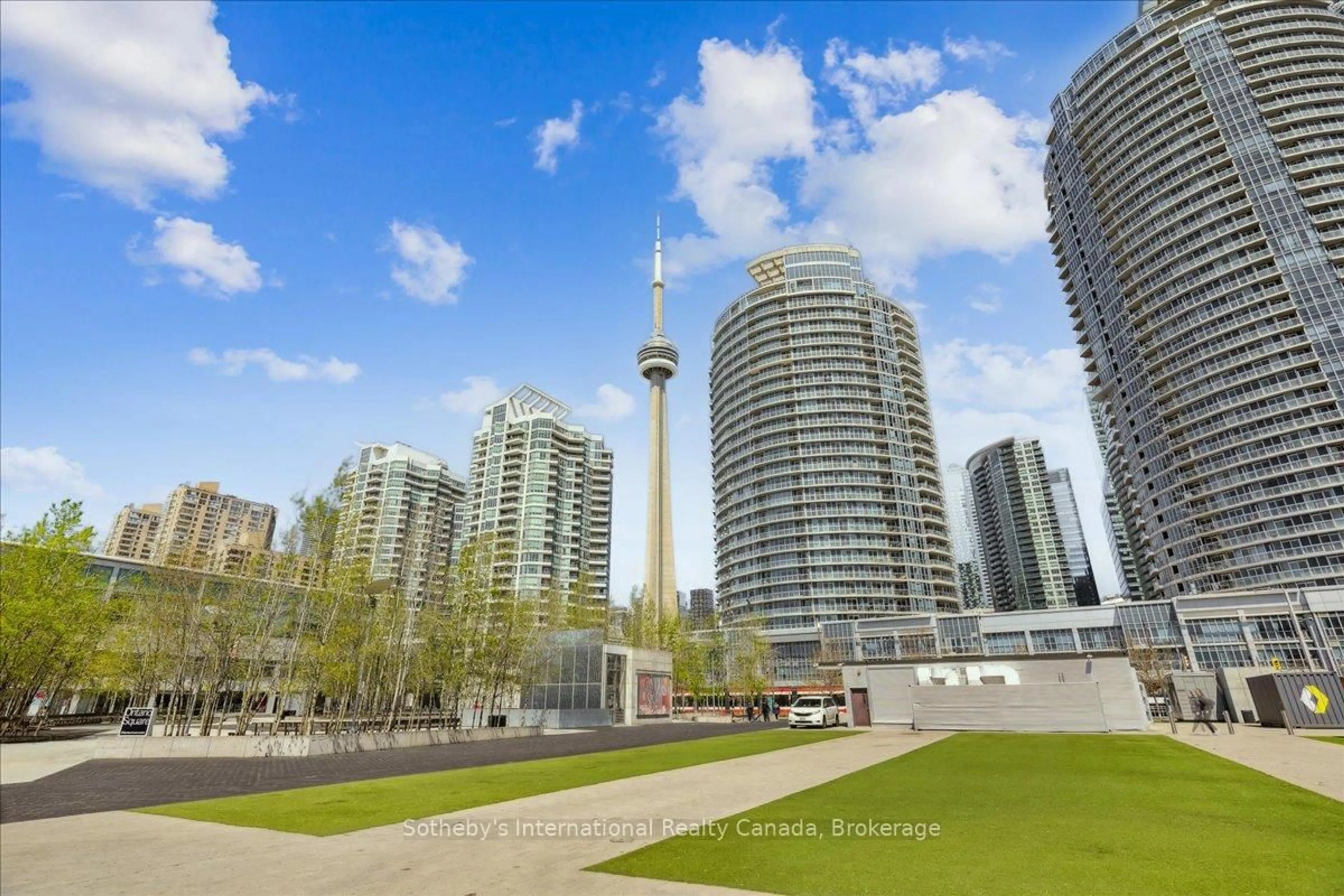 Unknown for 218 Queens Quay #1804, Toronto Ontario M5J 2Y6