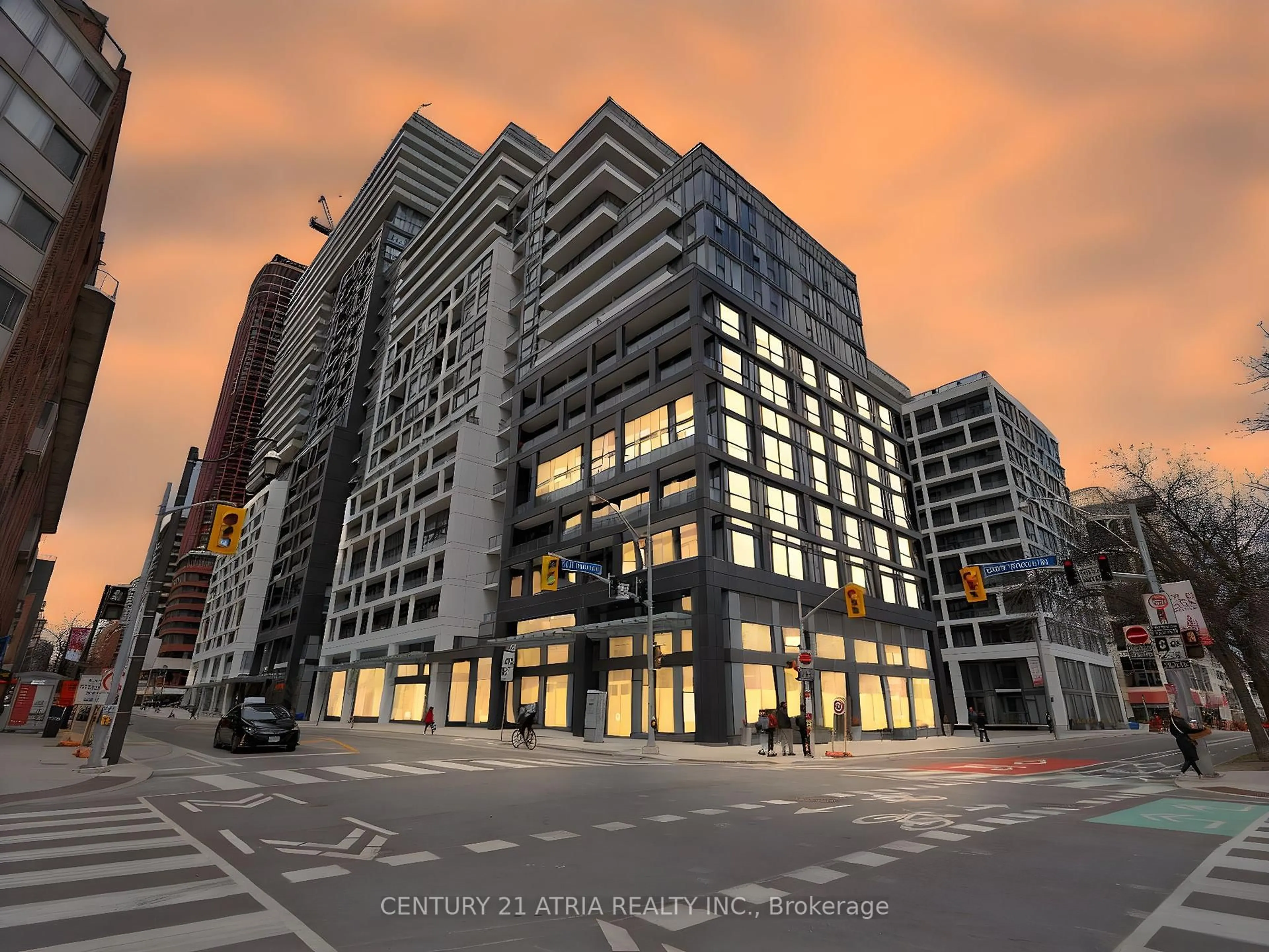 Blurry image for 121 Lower Sherbourne St #PH1943, Toronto Ontario M5A 0W8