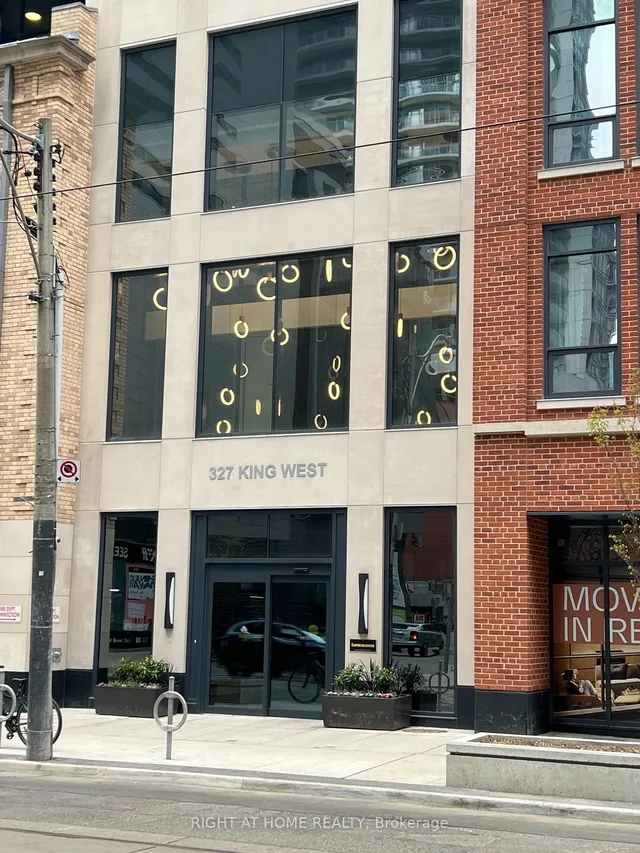 Primary image of 327 King St Unit 1703