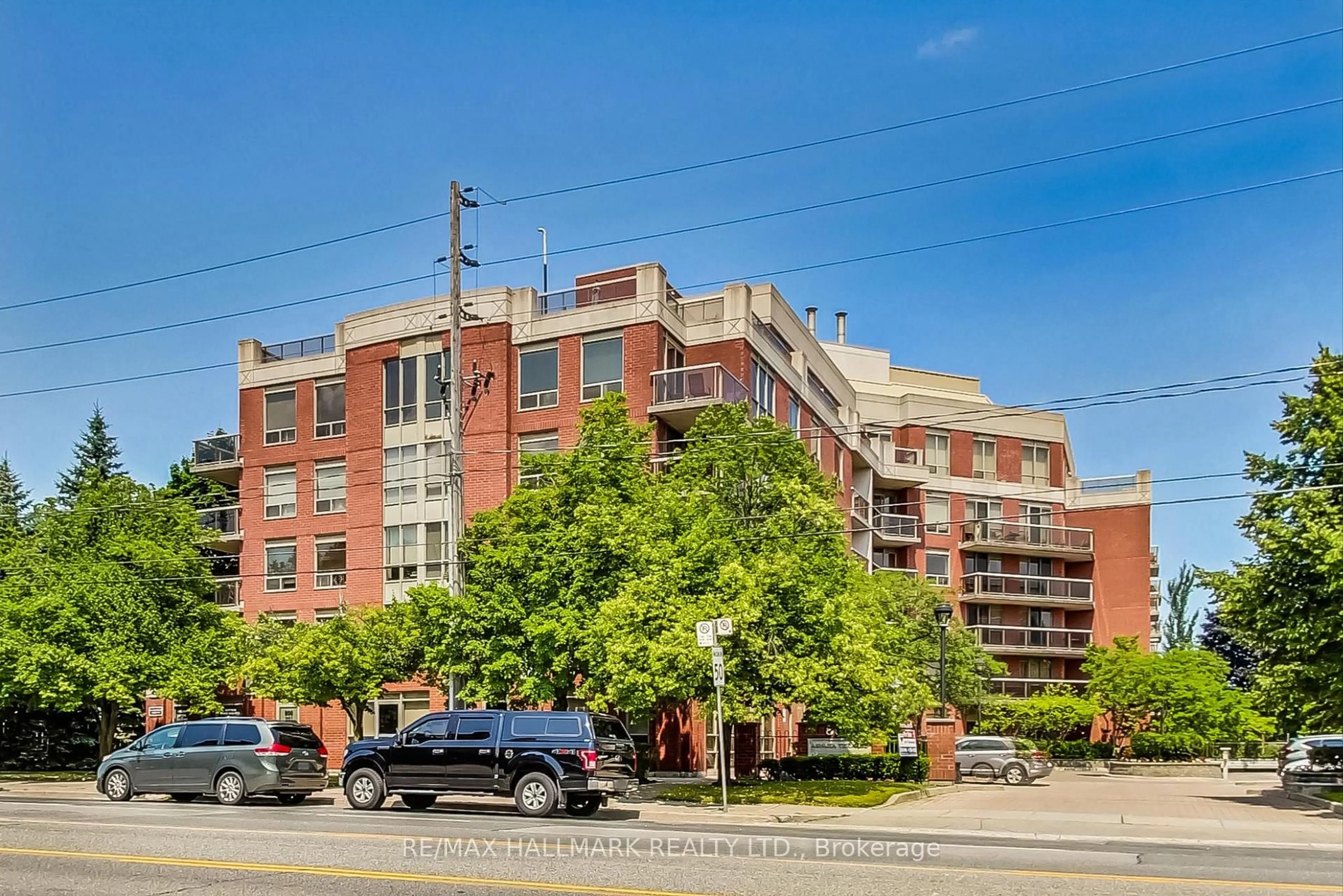 Home with brick exterior material, building for 800 Sheppard Ave #405, Toronto Ontario M3H 6B4