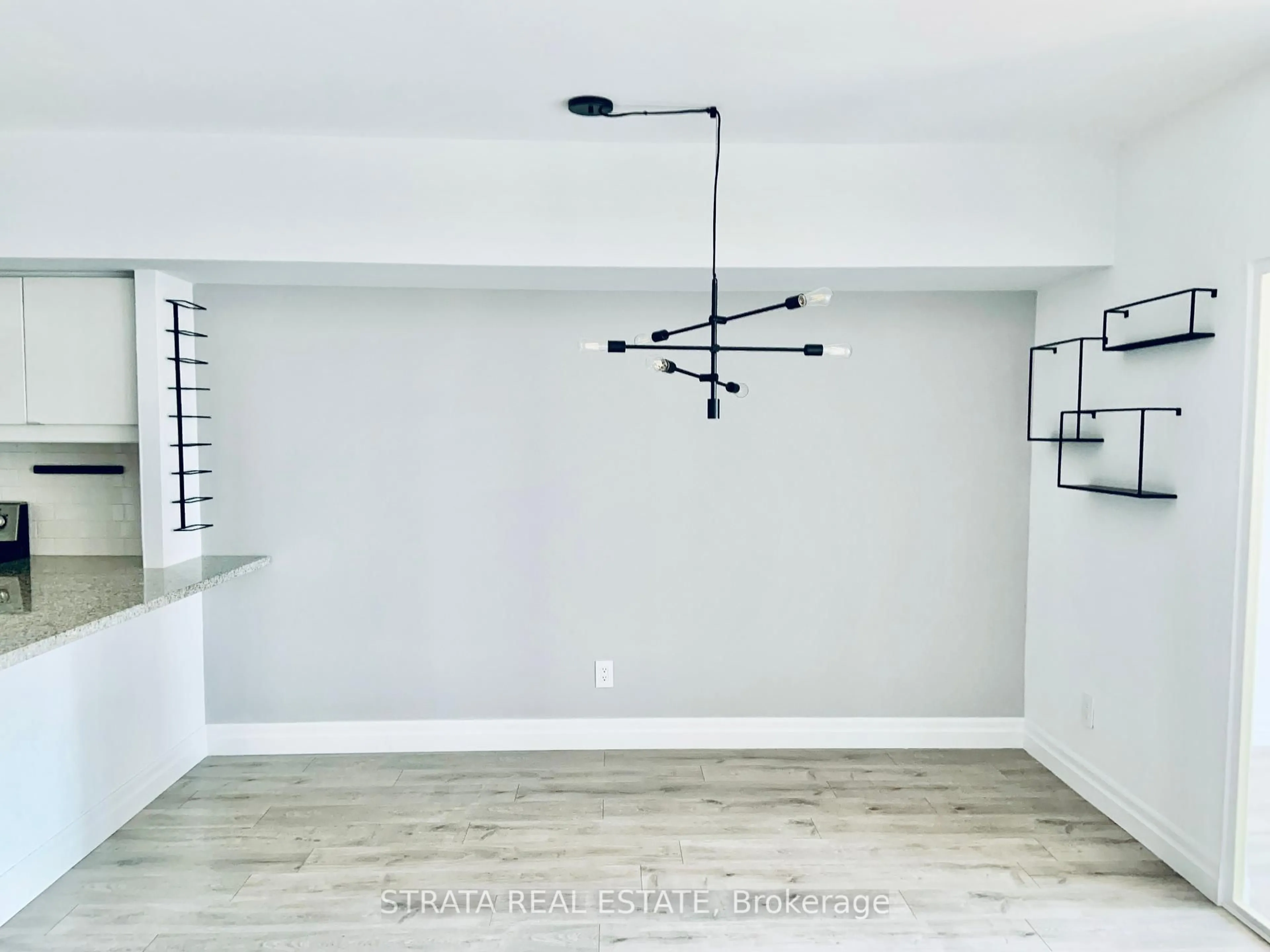 A pic of a room for 25 The Esplanade N/A #1701, Toronto Ontario M5E 1W5