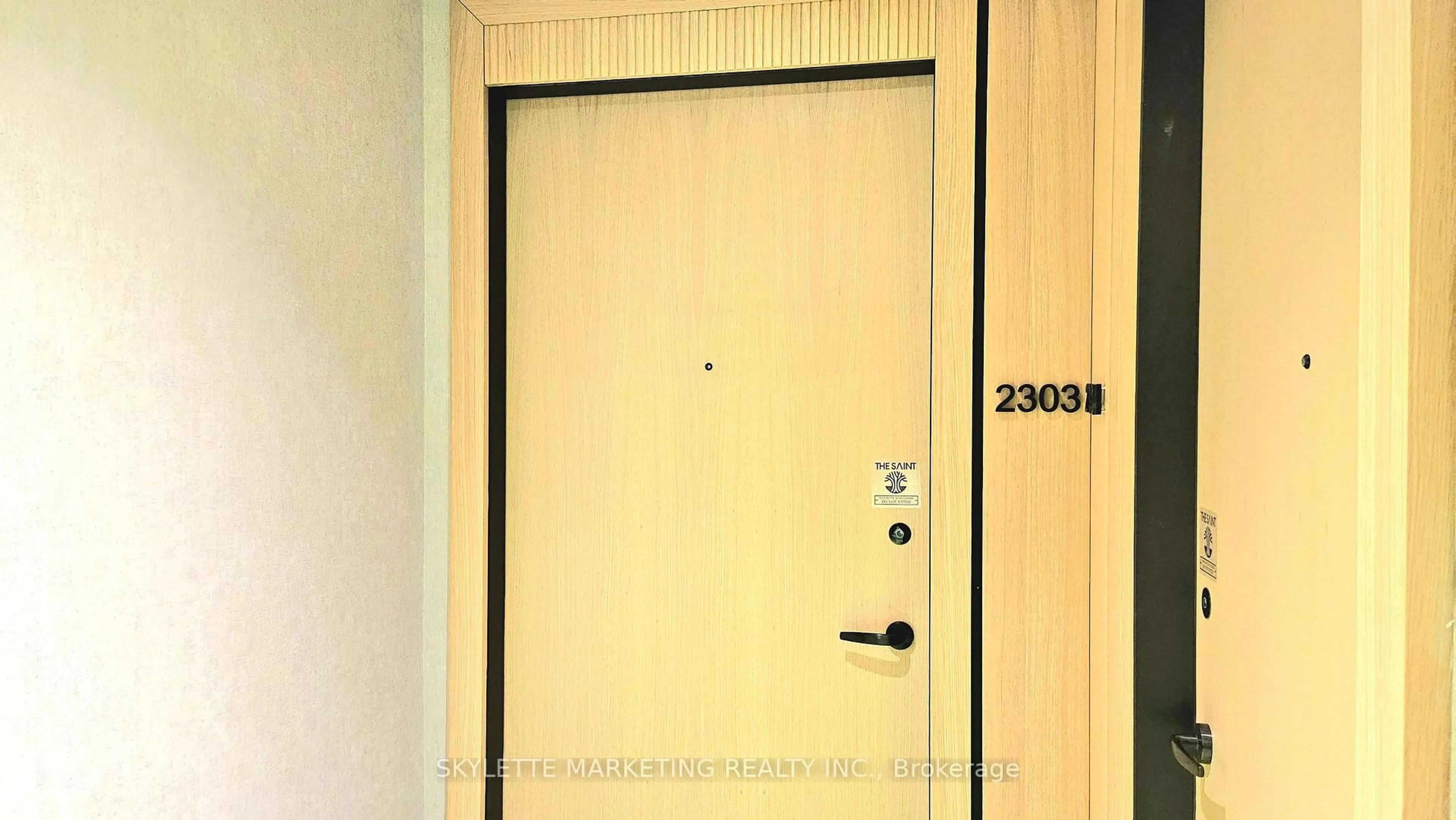 Indoor foyer for 88 Church St, Toronto Ontario M5C 0B7